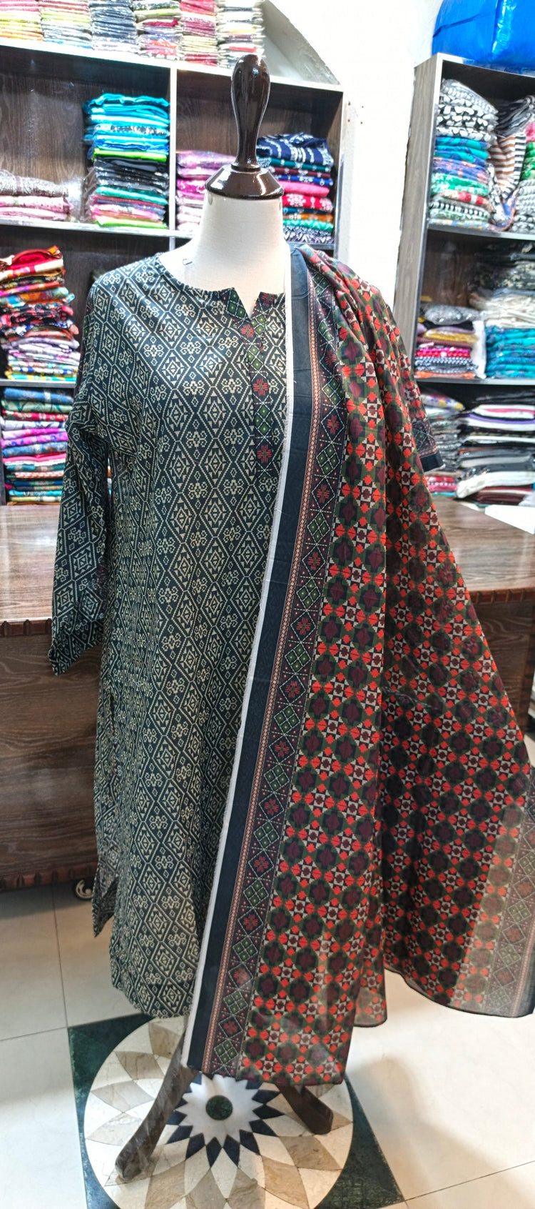 bin Saeed pure lawn stitched 3pc
