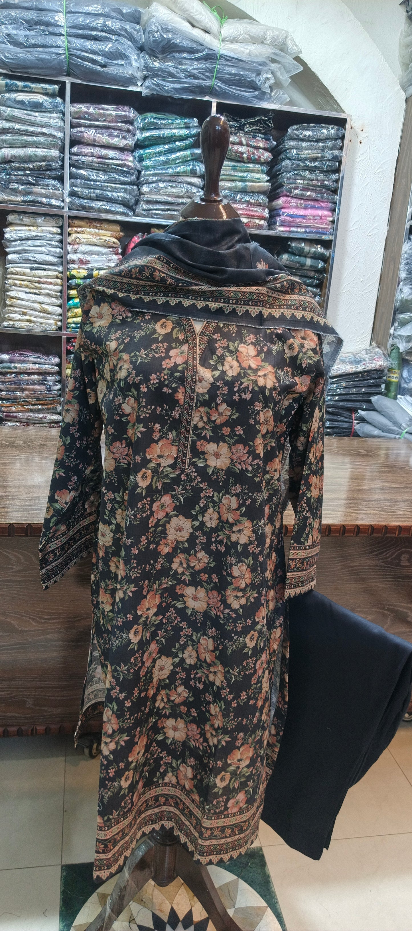 Bin Saeed khaddar shalwar kameez 3 pc