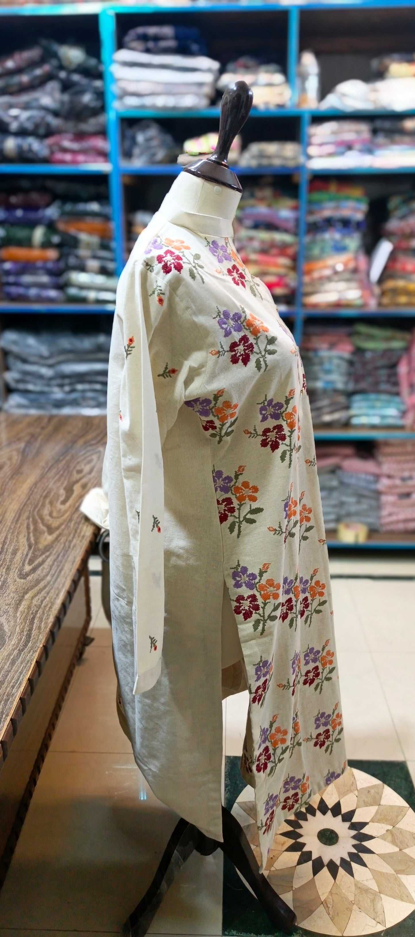 Karandi khaddar embroidered 3 pc pmo