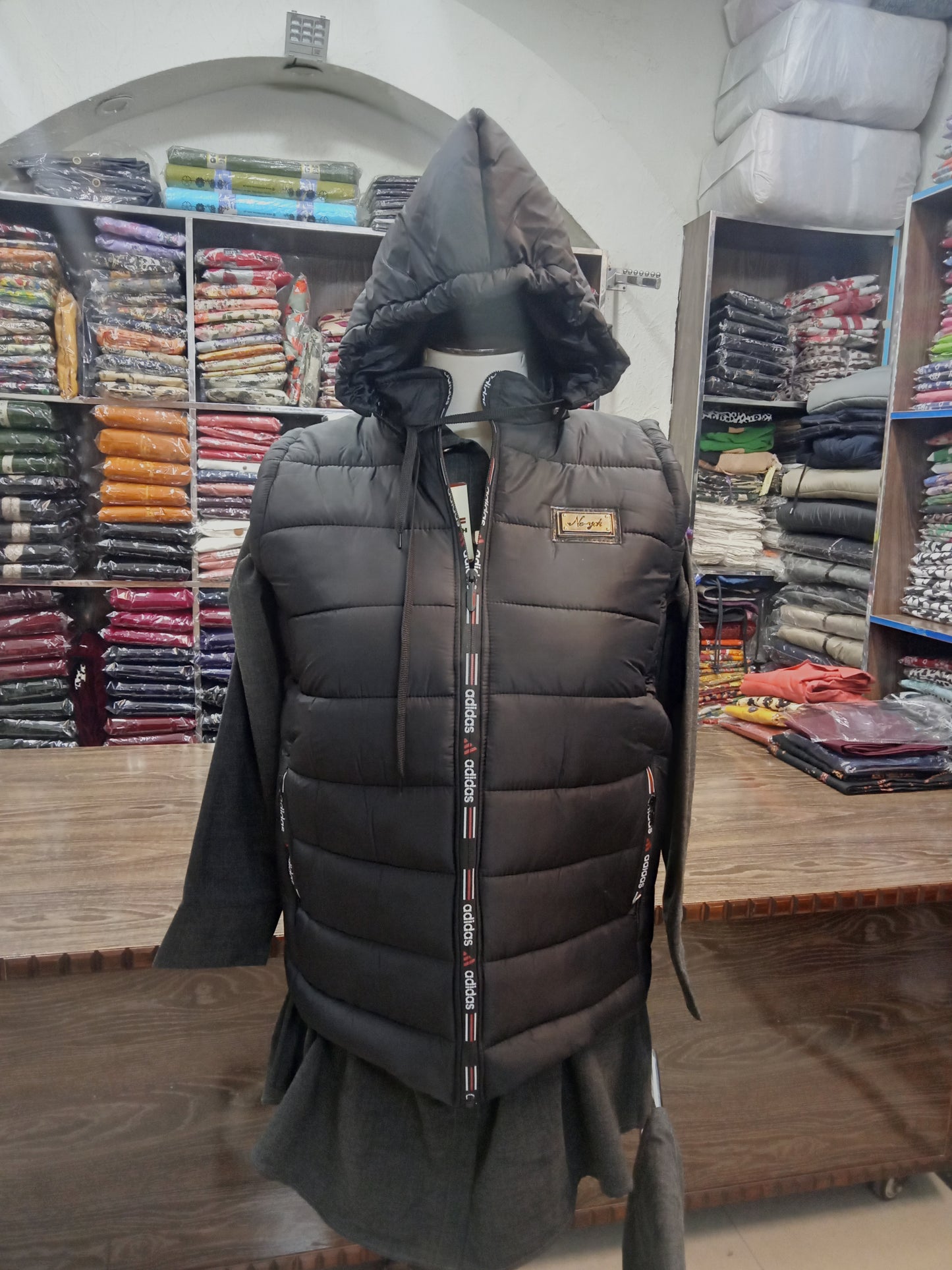 Puffer jacket sleeveless