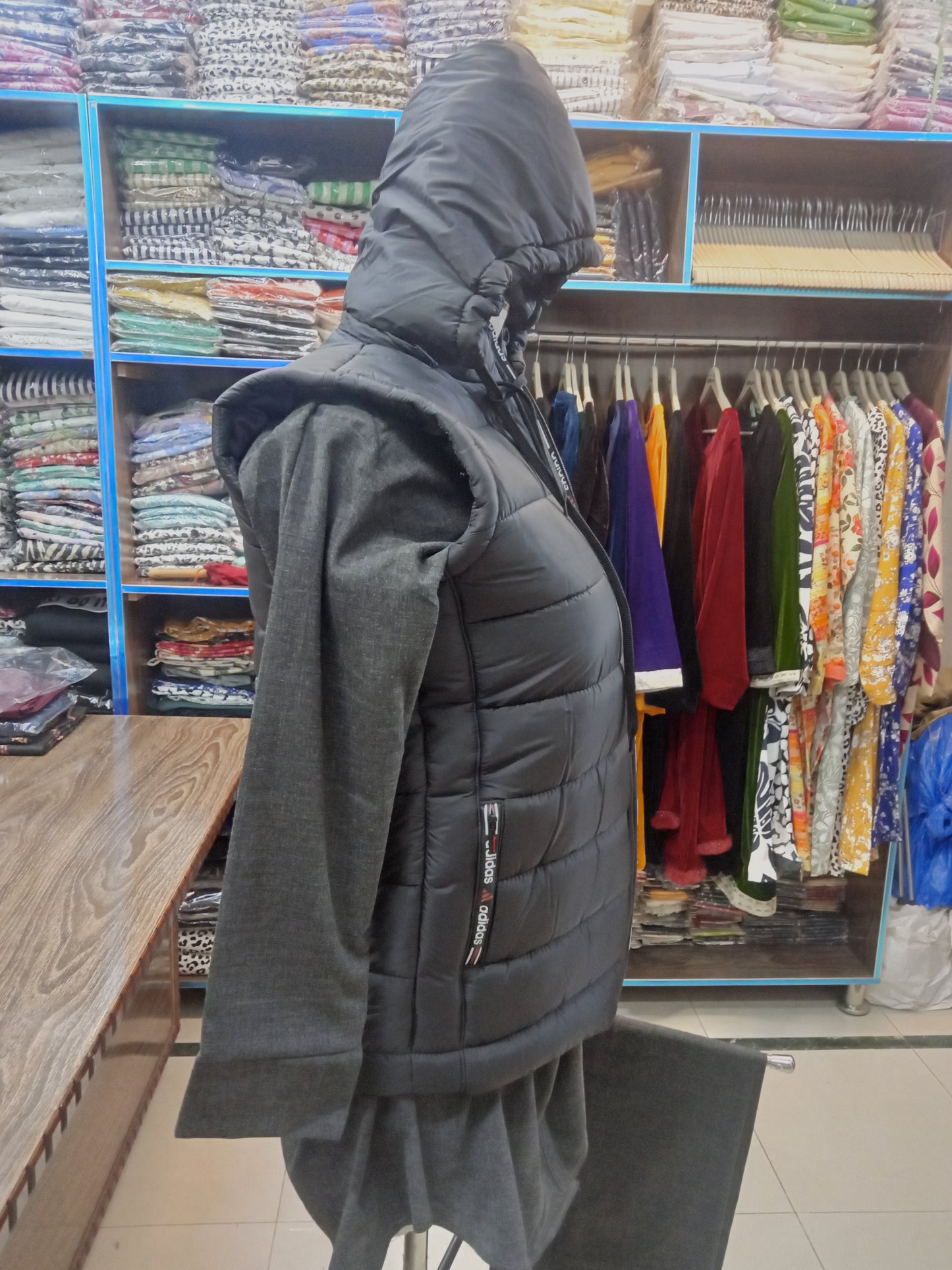 Puffer jacket sleeveless