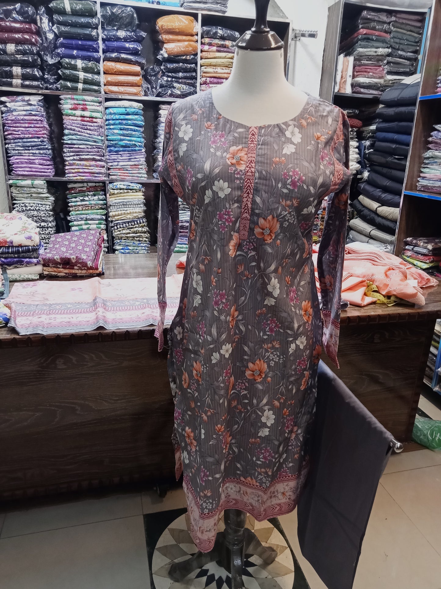 bin Saeed pure lawn 3 pc co Ord set