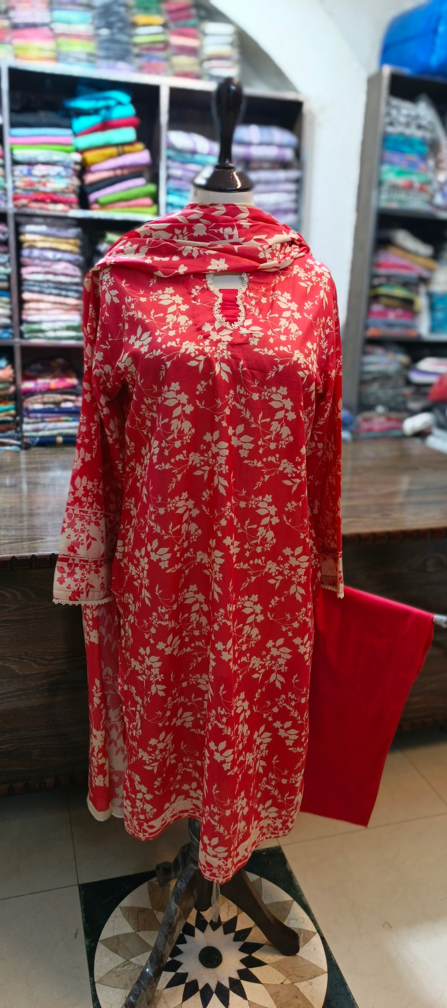 Safina premium lawn farshi shalwar 3 pc