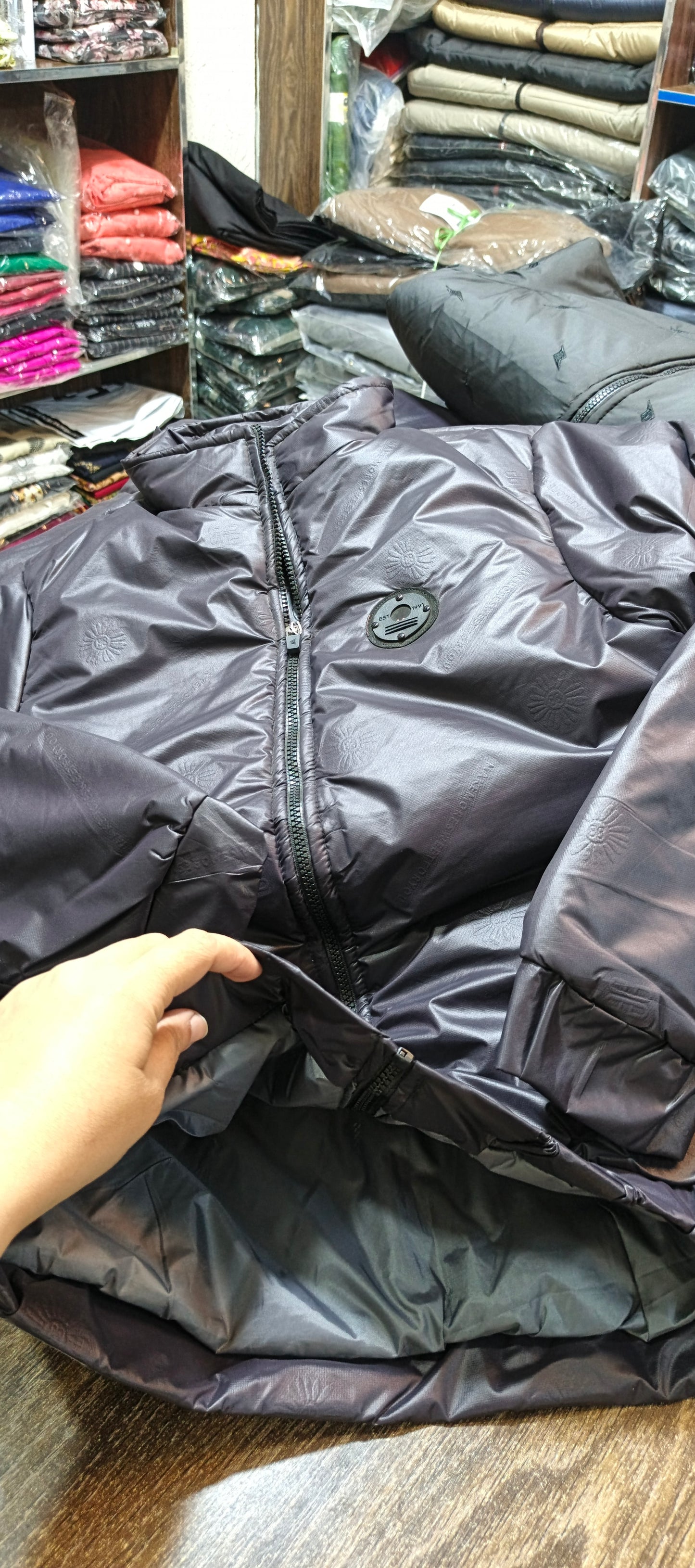 Puffer hooded jacket