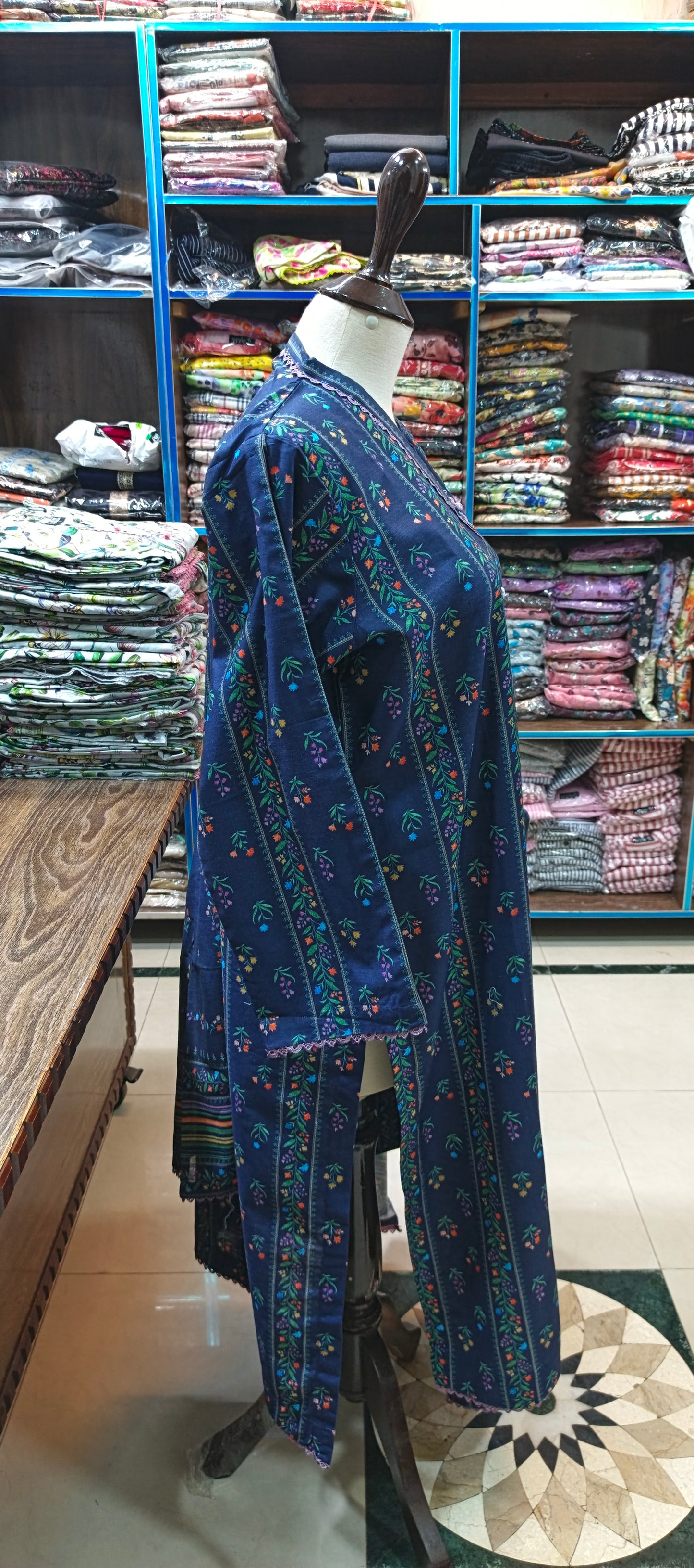 Bin saeed khaddar shirt trouser 3 pc