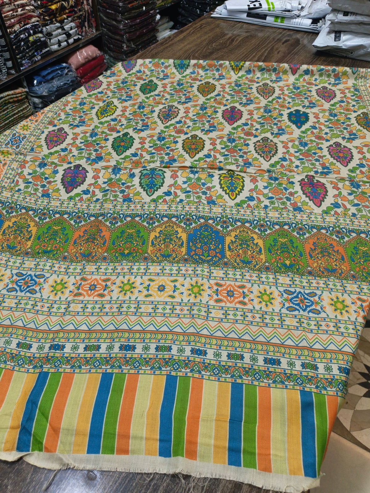 Pashmina woolen qalamkar shawls dhnileaf