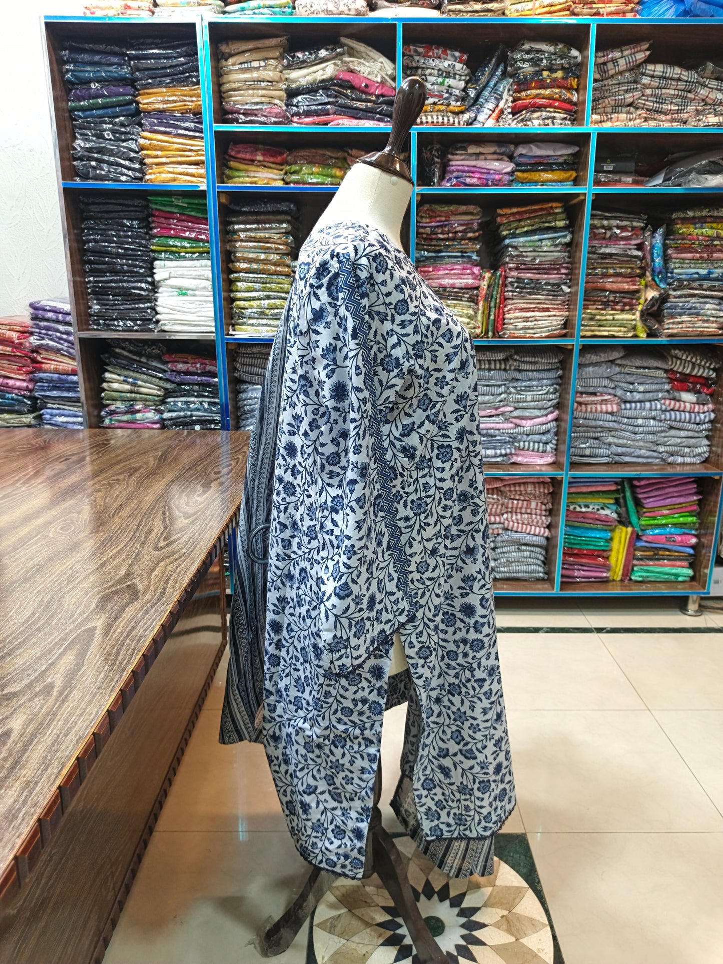 Binsaeed premium lawn stiched shirt trouser 3pc nvystrp