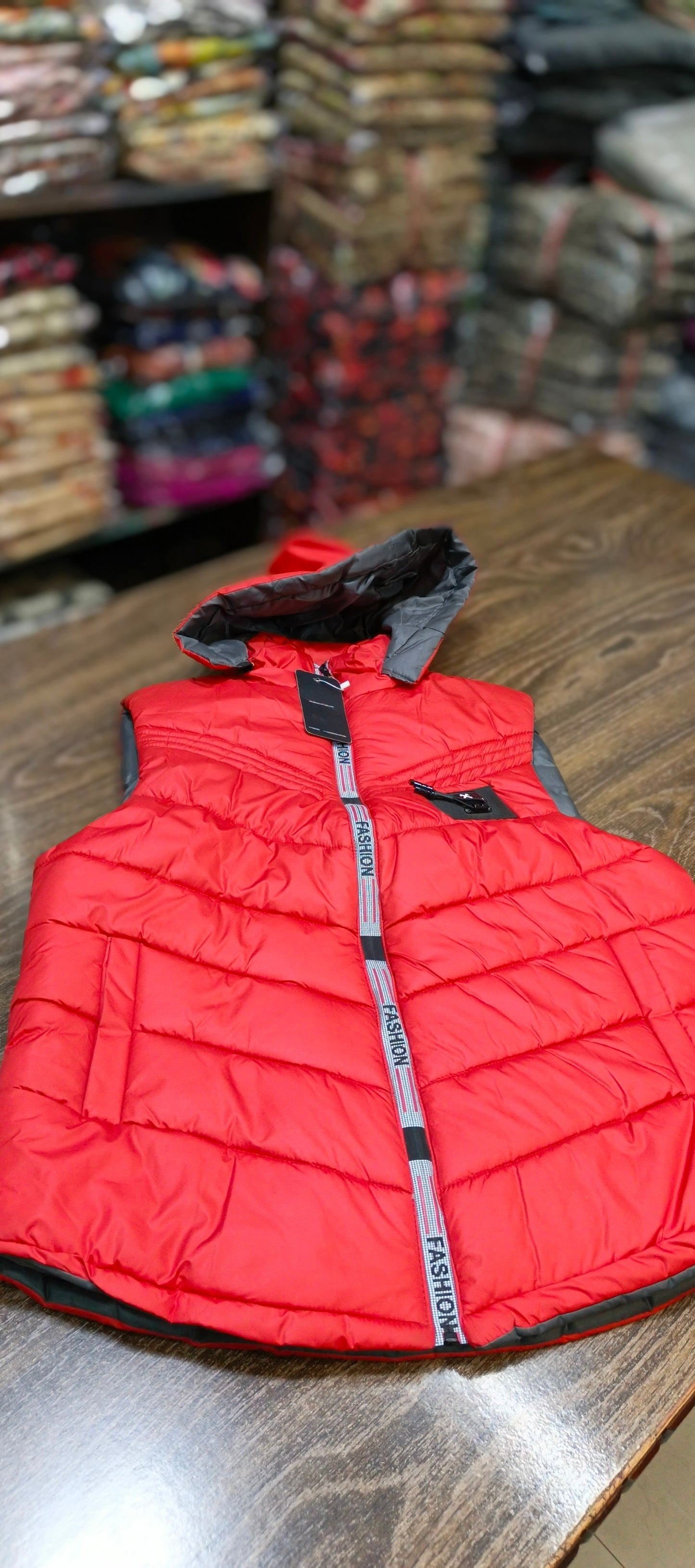 Puffer hooded jacket