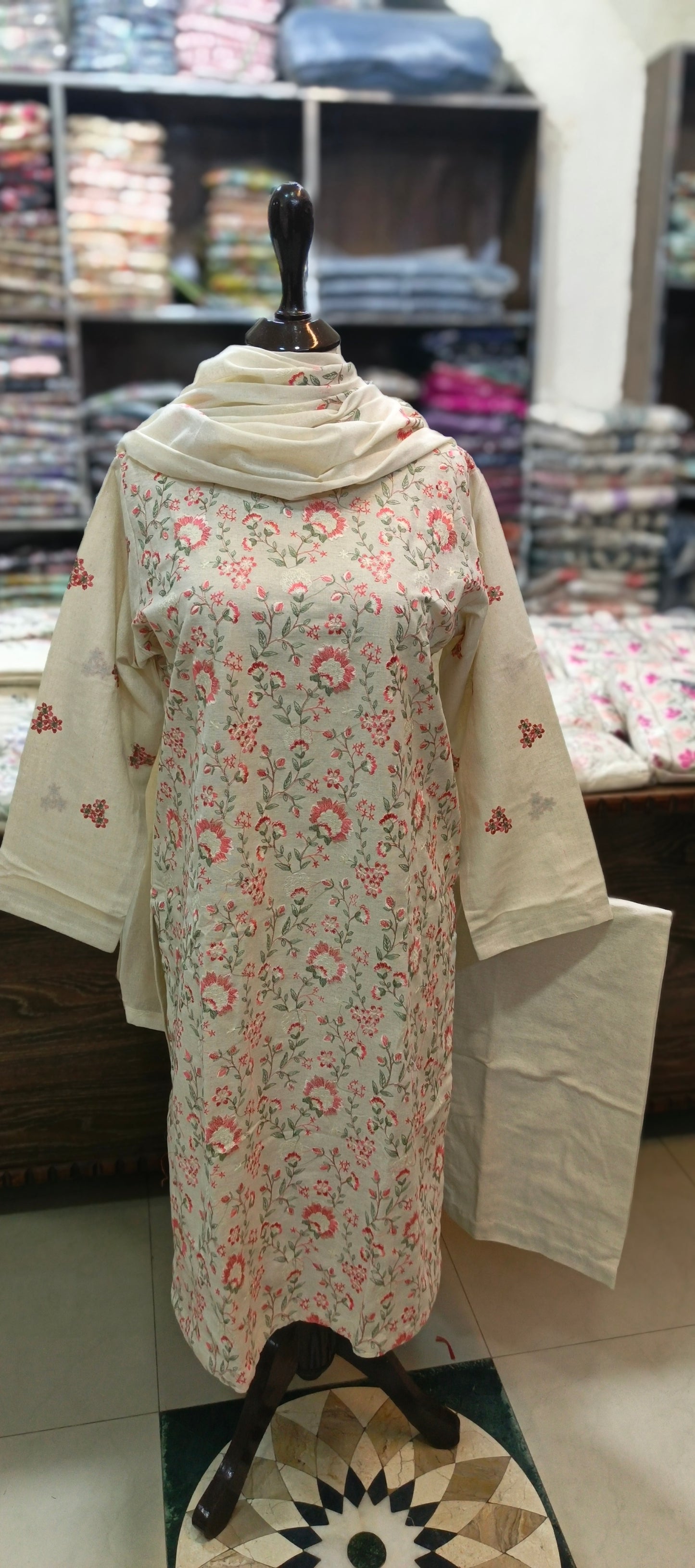 Karandi khaddar embroidered stiched 3 pc