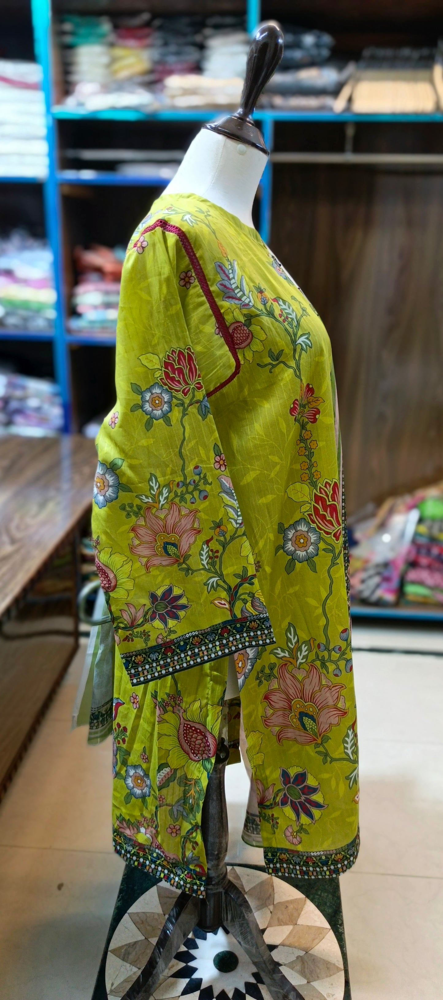 Co ord set 3 pc pure lawn