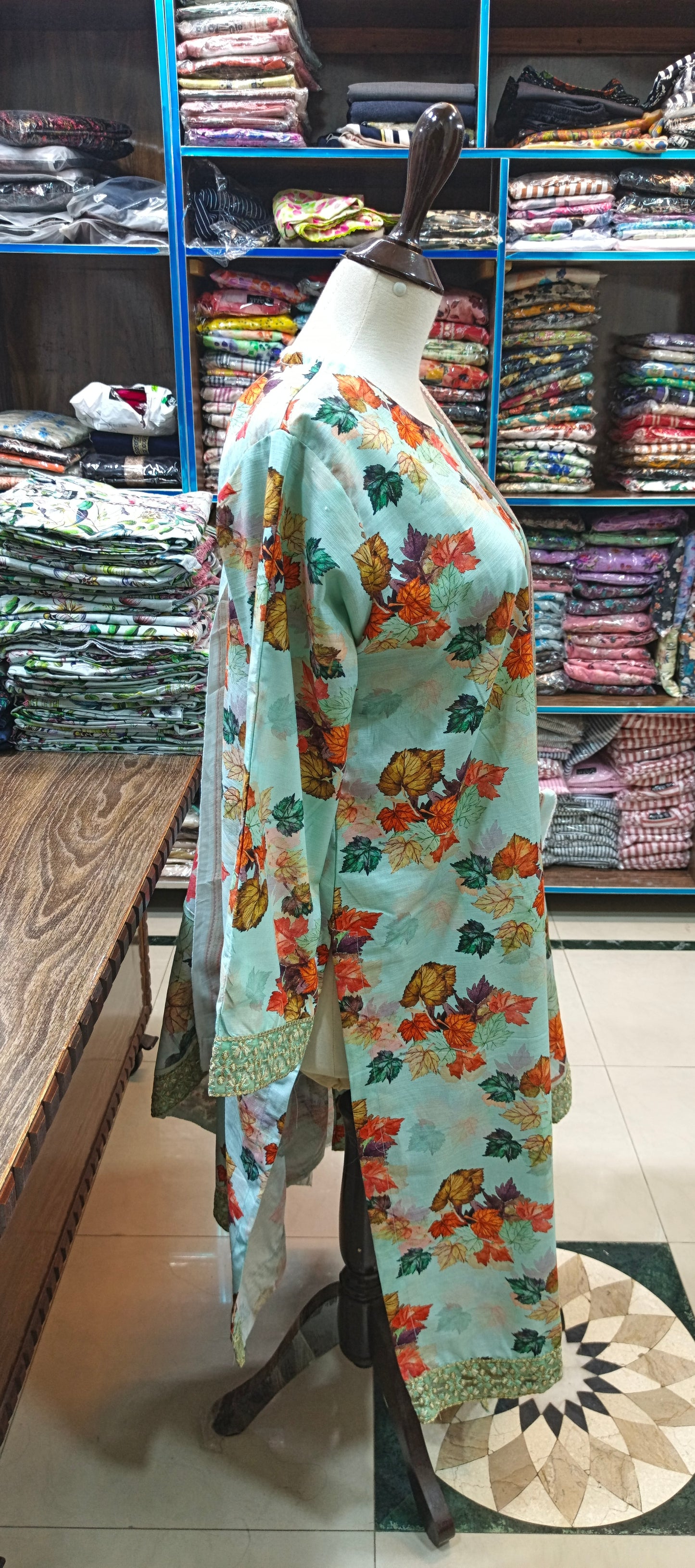 Bin saeed khaddar shirt trouser 3 pc