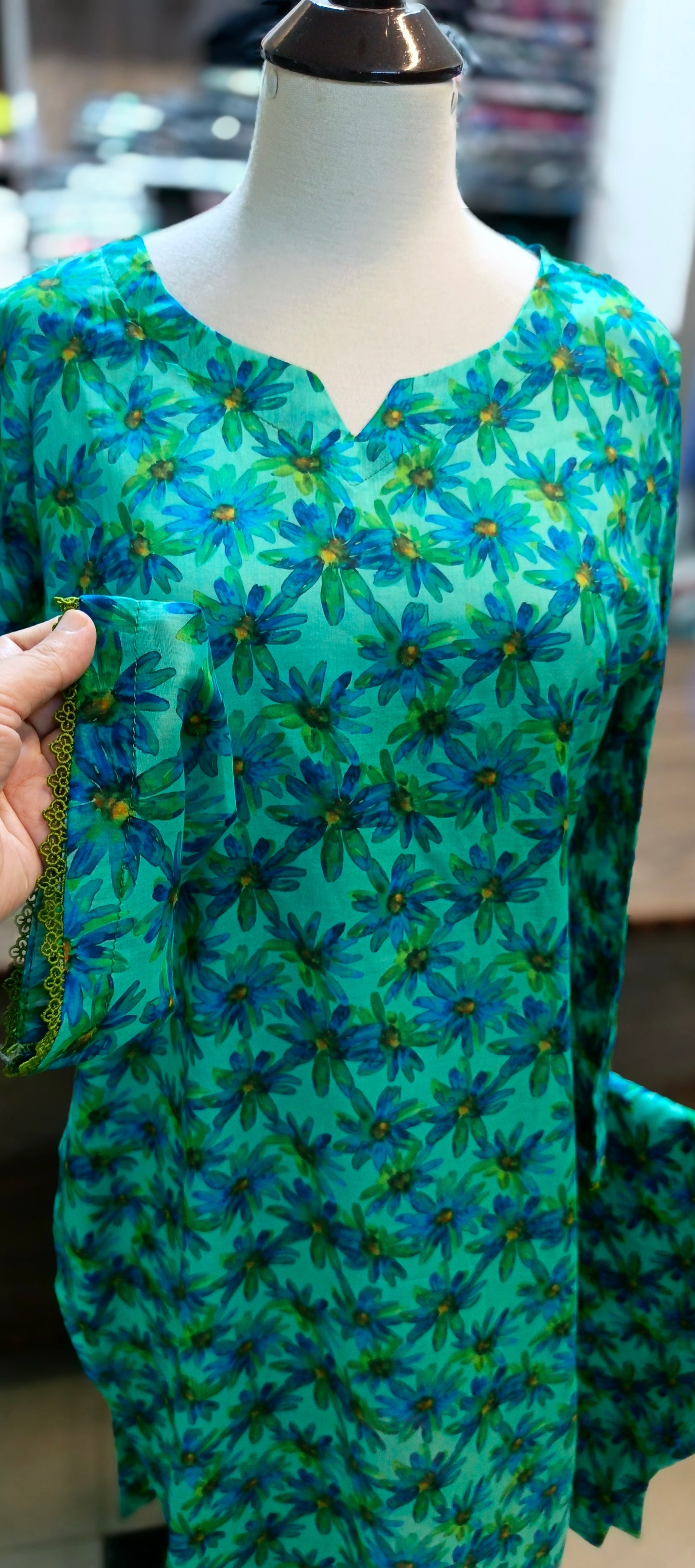 Shalwar kameez pure lawn 2 pc