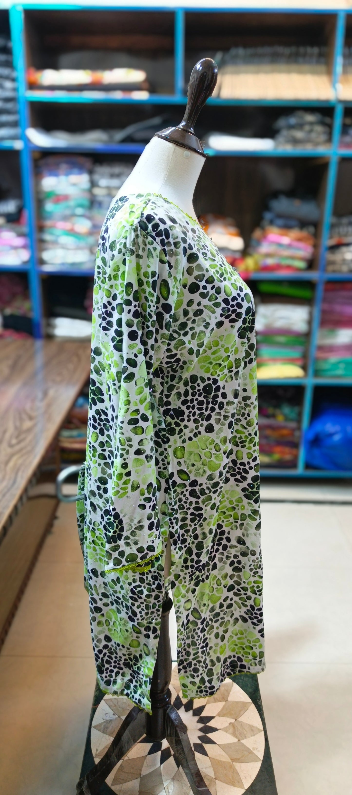 Mukesh linen shalwar kameez