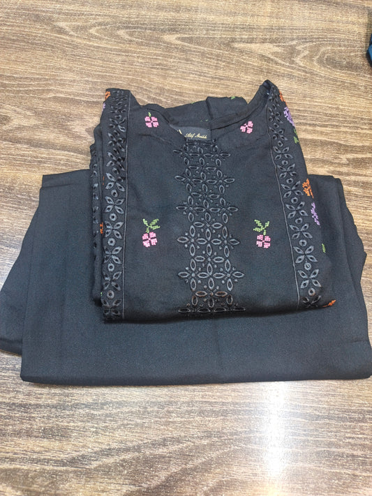Karandi embroidered stiched shirt trouser 3pc blkchk
