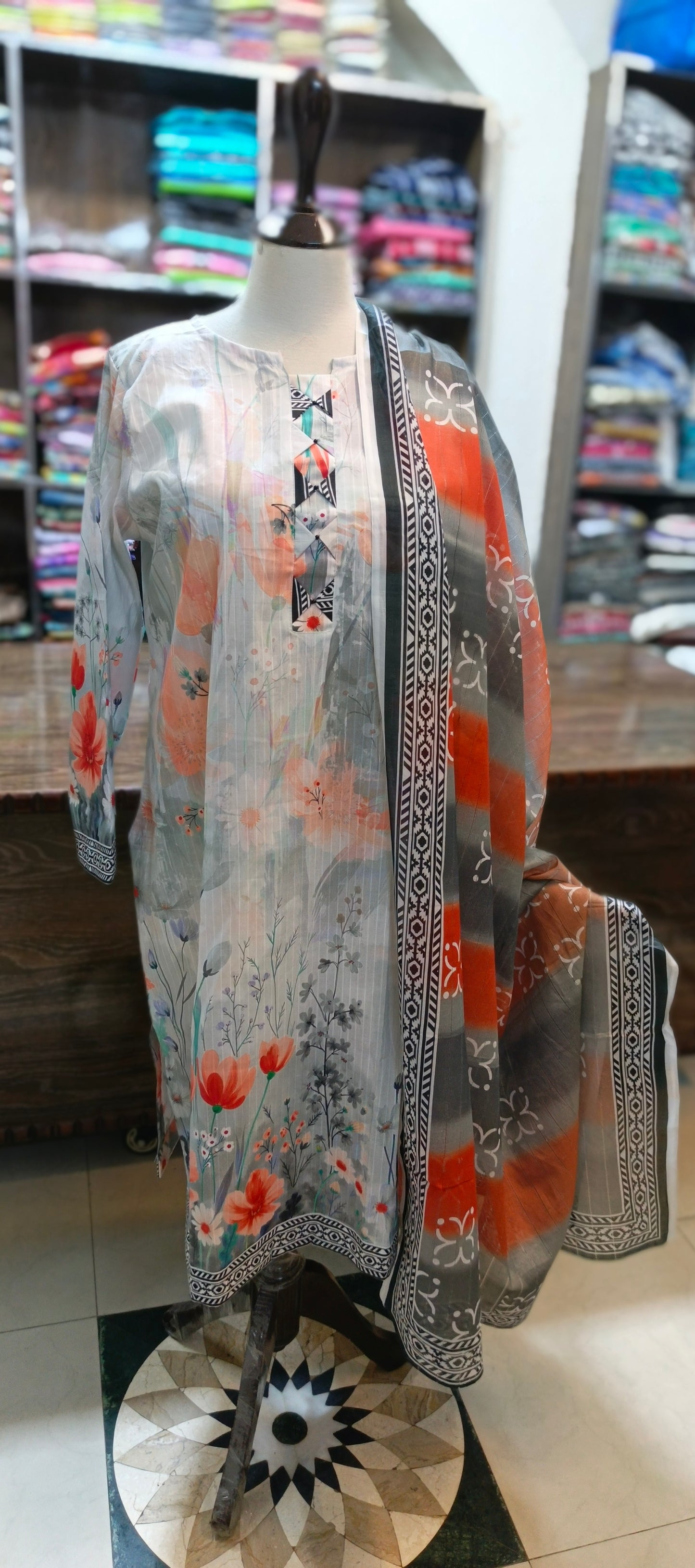 Co ord set 3 pc pure lawn