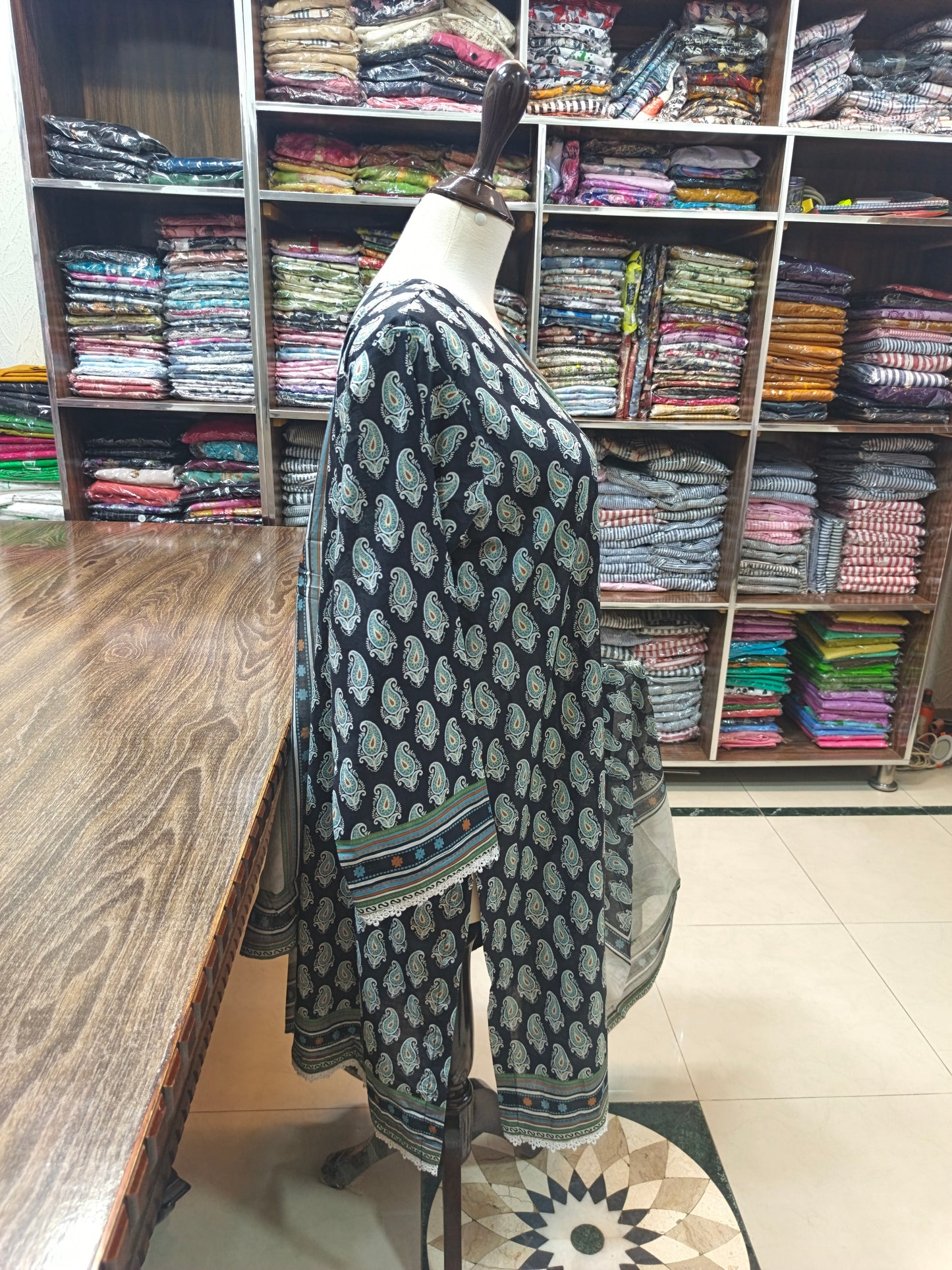 Binsaeed premium lawn stiched shalwar kameez 3pc blkkry