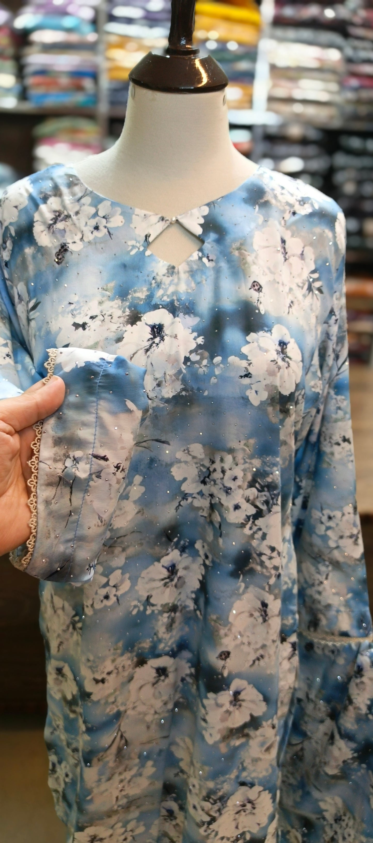 Mukesh linen shalwar kameez
