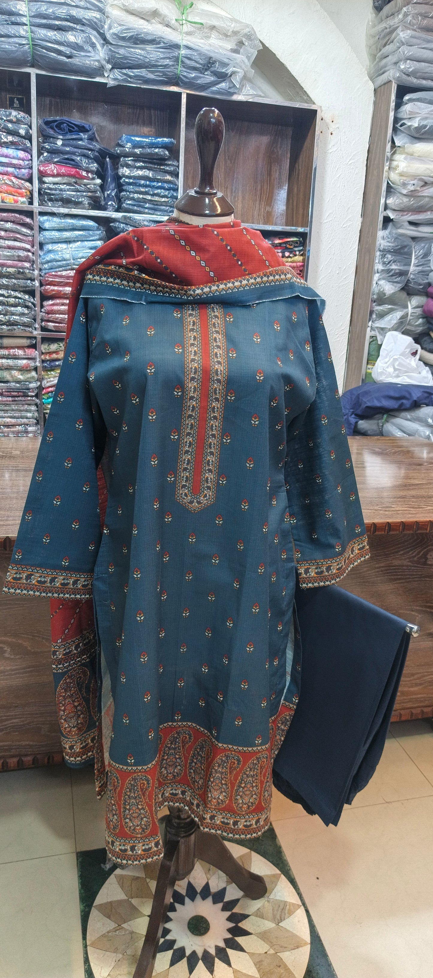 Bin saeed khaddar shalwar kameez 3 pc