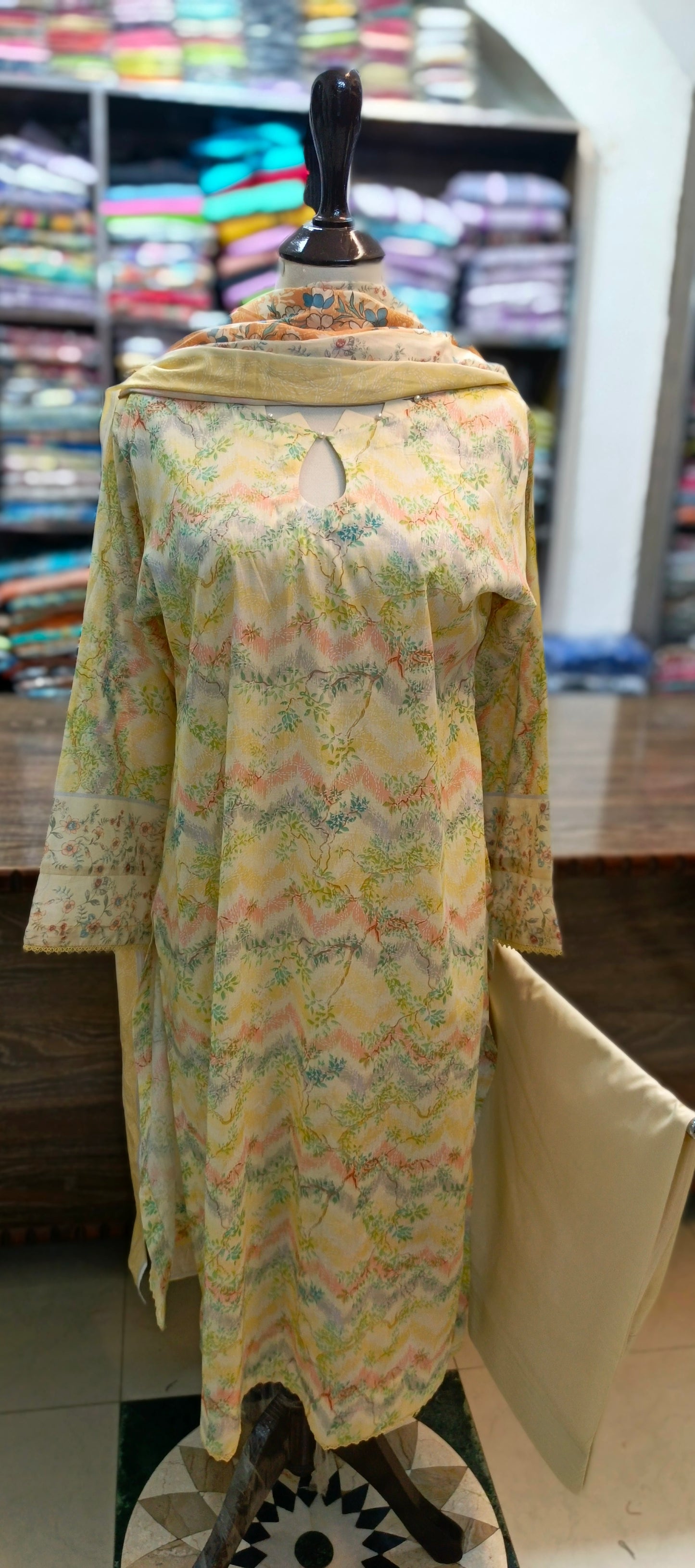 Safina premium lawn farshi shalwar 3 pc