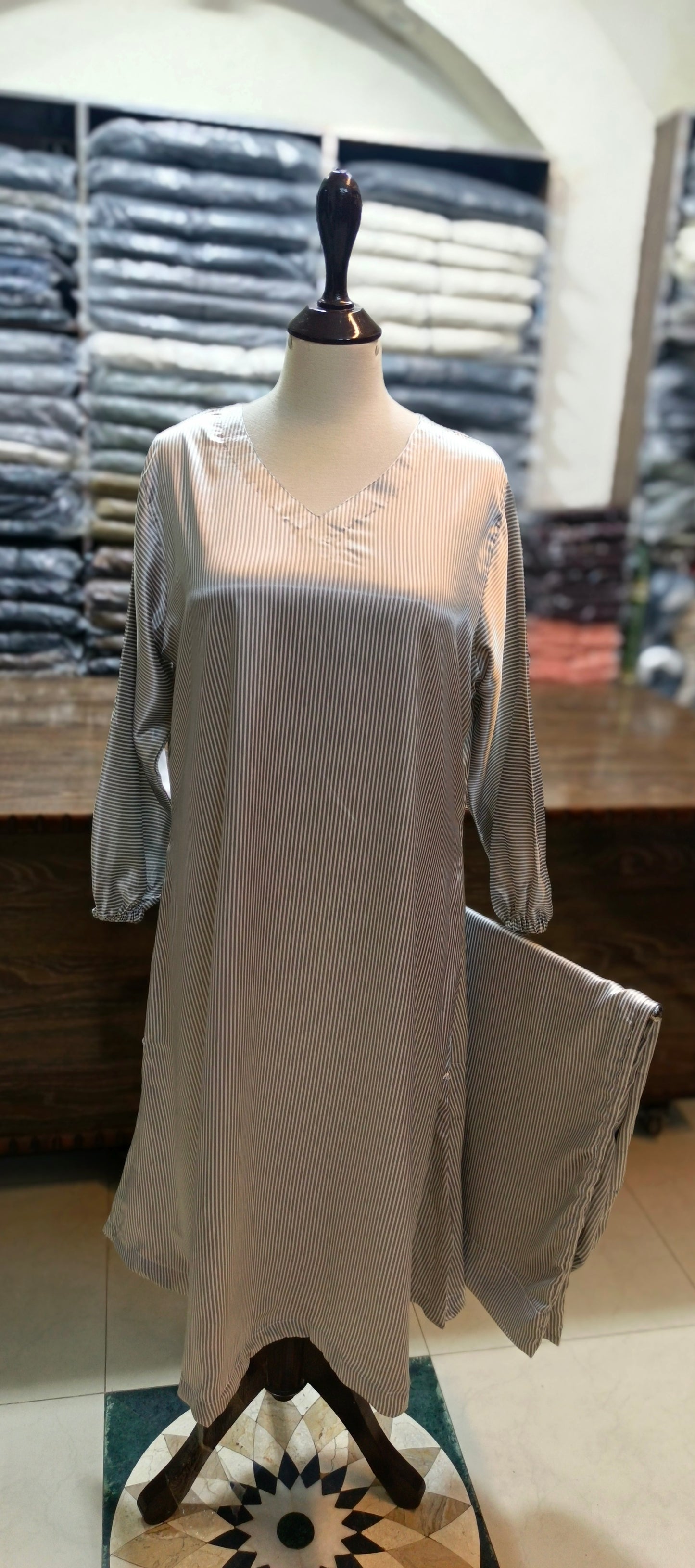 Silk A line stiched 2 pc