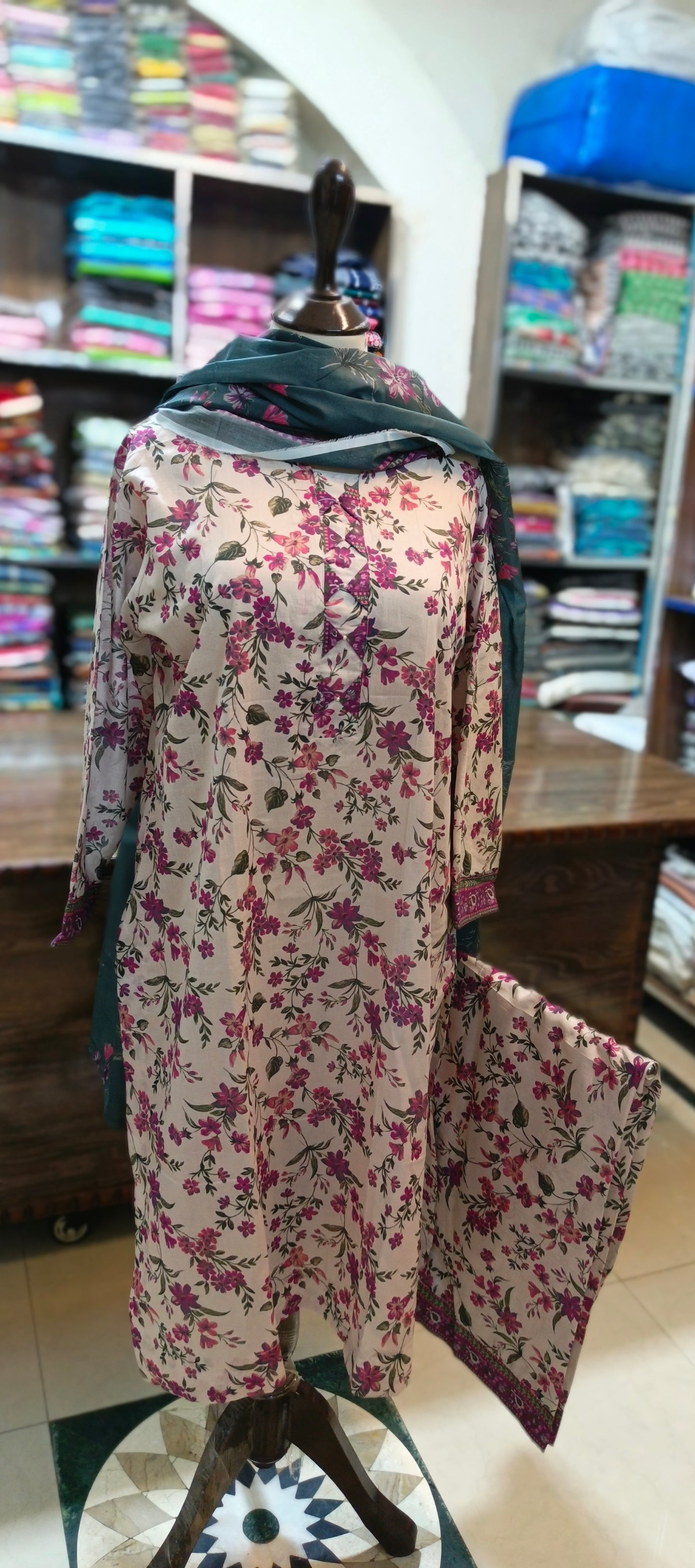 Bin Saeed shirt trousers pure lawn 3 pc