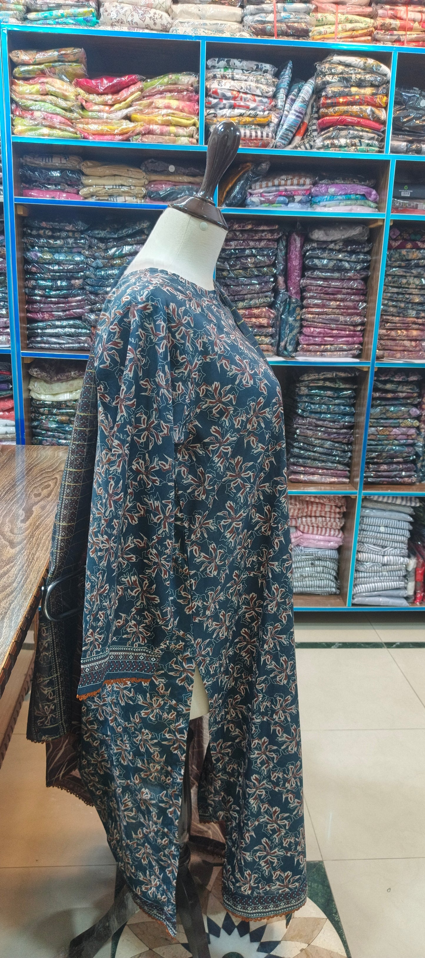 Bin saeed premium lawn stiched long shirt trouser 3 pc NZ2