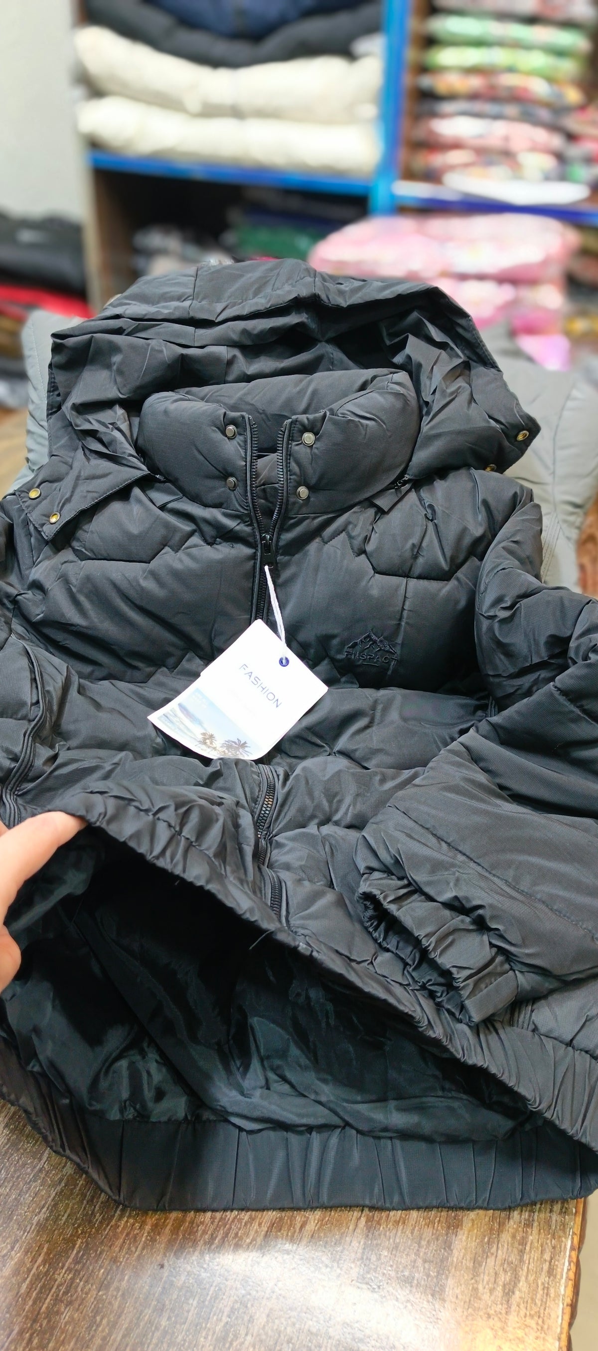 Puffer hooded jacket