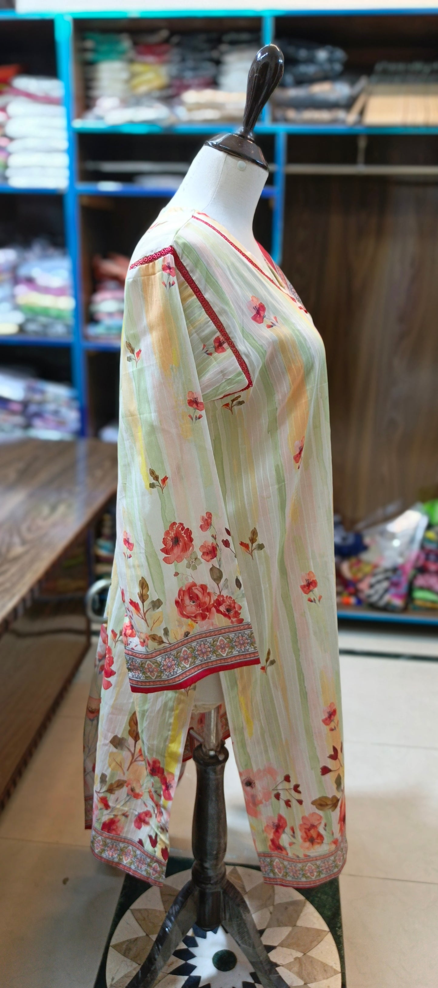 Co ord set 3 pc pure lawn