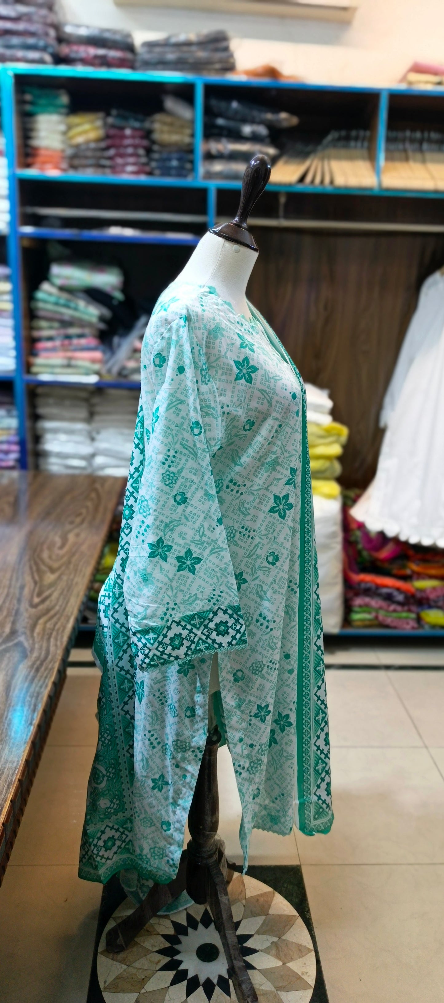 Safina premium lawn farshi shalwar 3 pc