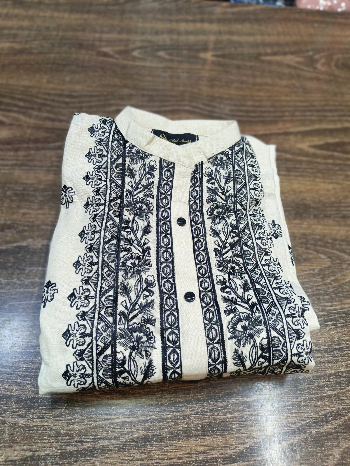 Karandi khaddar embroidered stiched long shirt trouser 3pc blk
