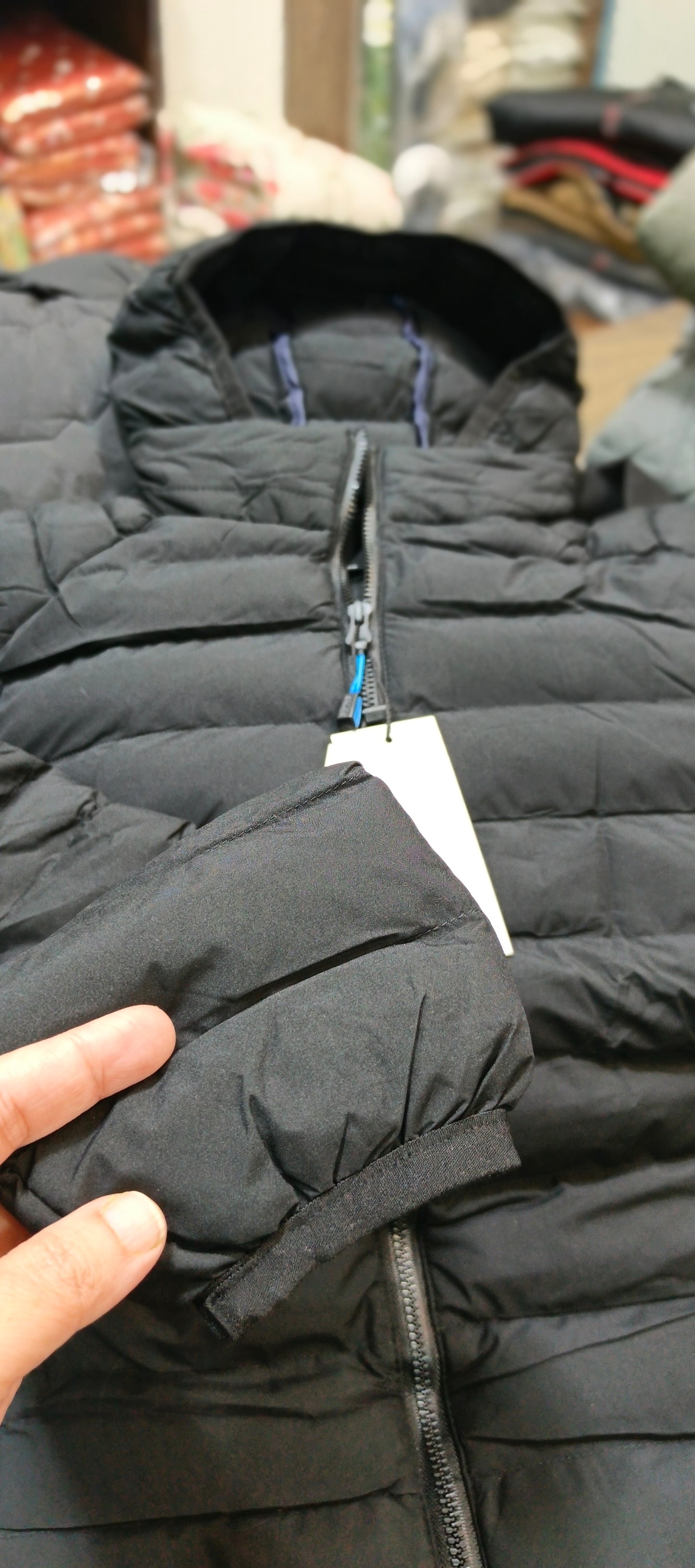 Puffer hooded jacket