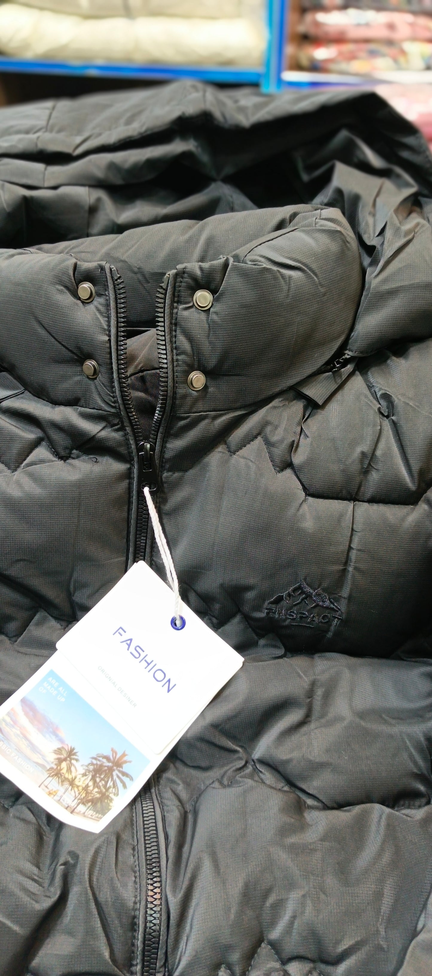Puffer hooded jacket