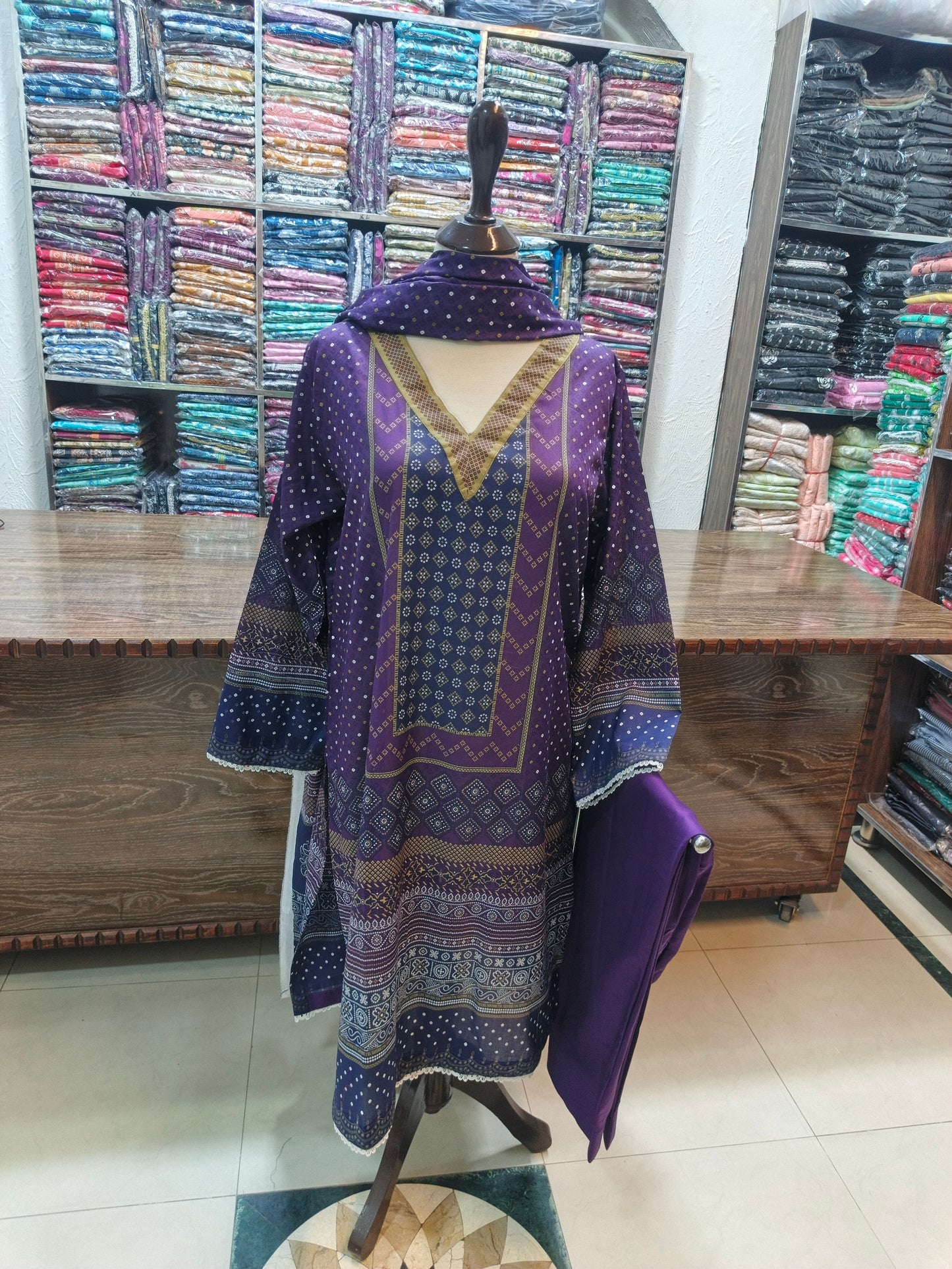 Binsaeed premium lawn stiched shalwar kameez 3pc mov
