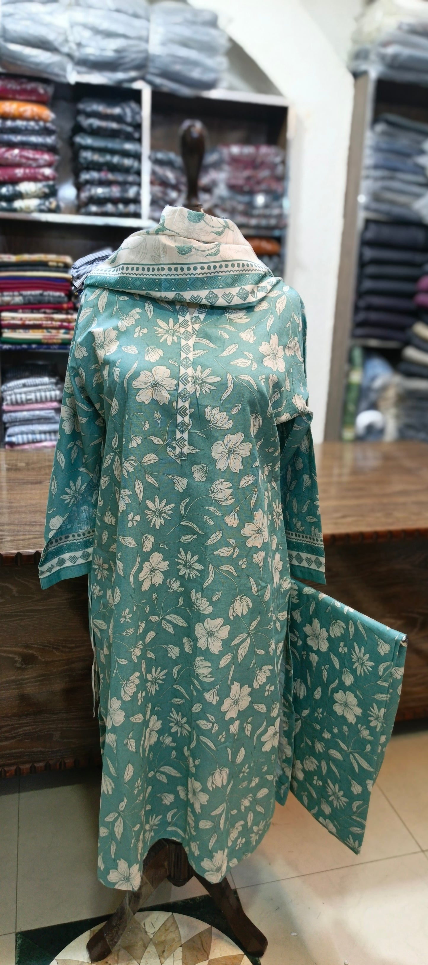 Safina khaddar stiched 3 pc