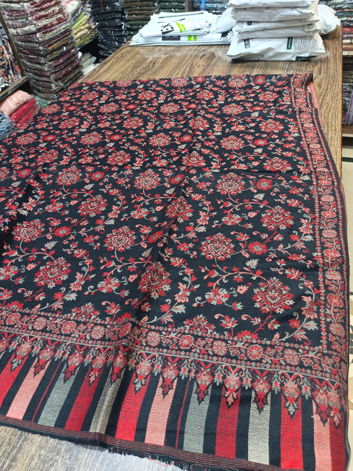 Pashmina woolen qalamkar shawls