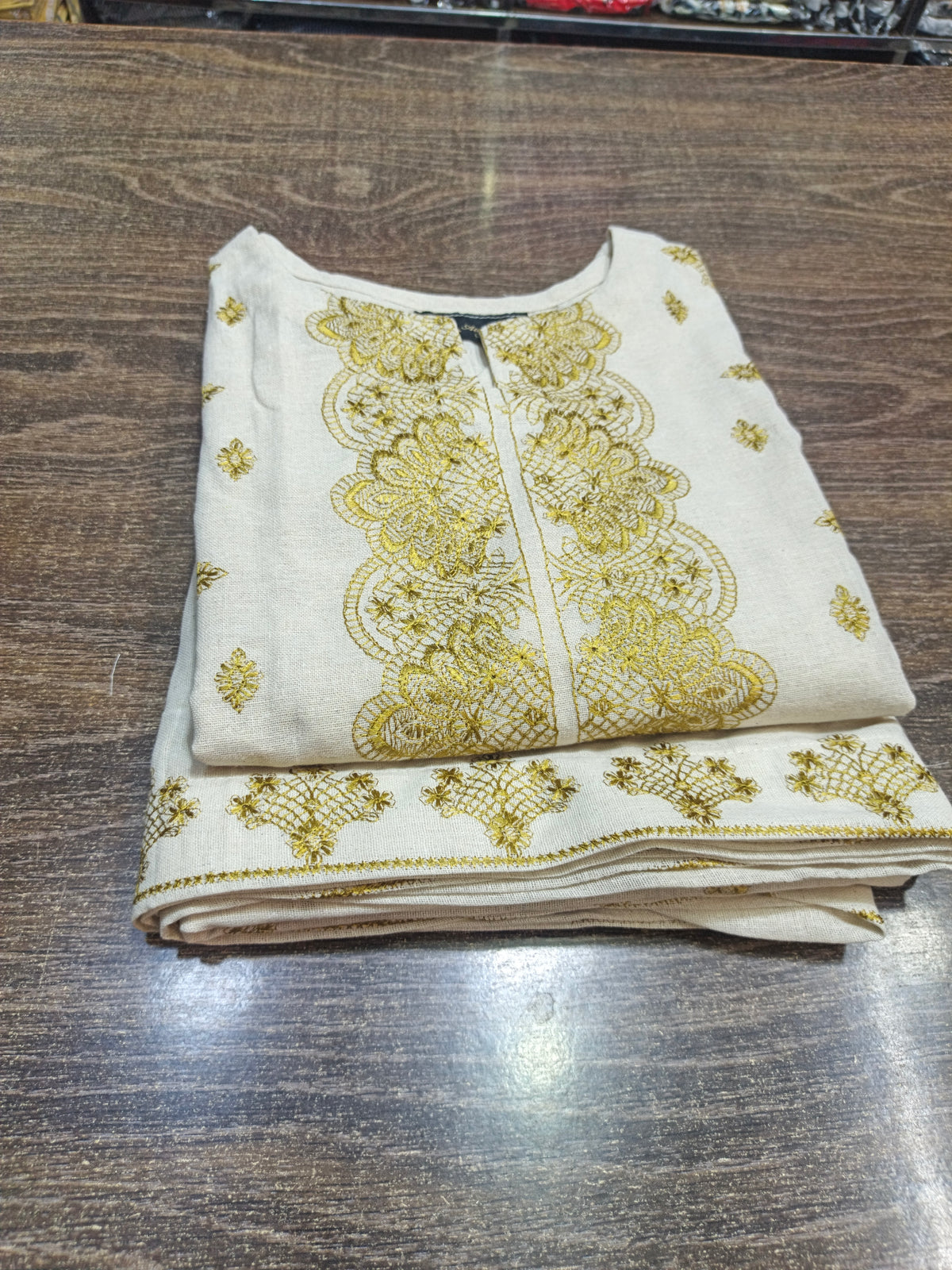 Karandi khaddar embroidered stiched long shirt trouser 3pc dhni