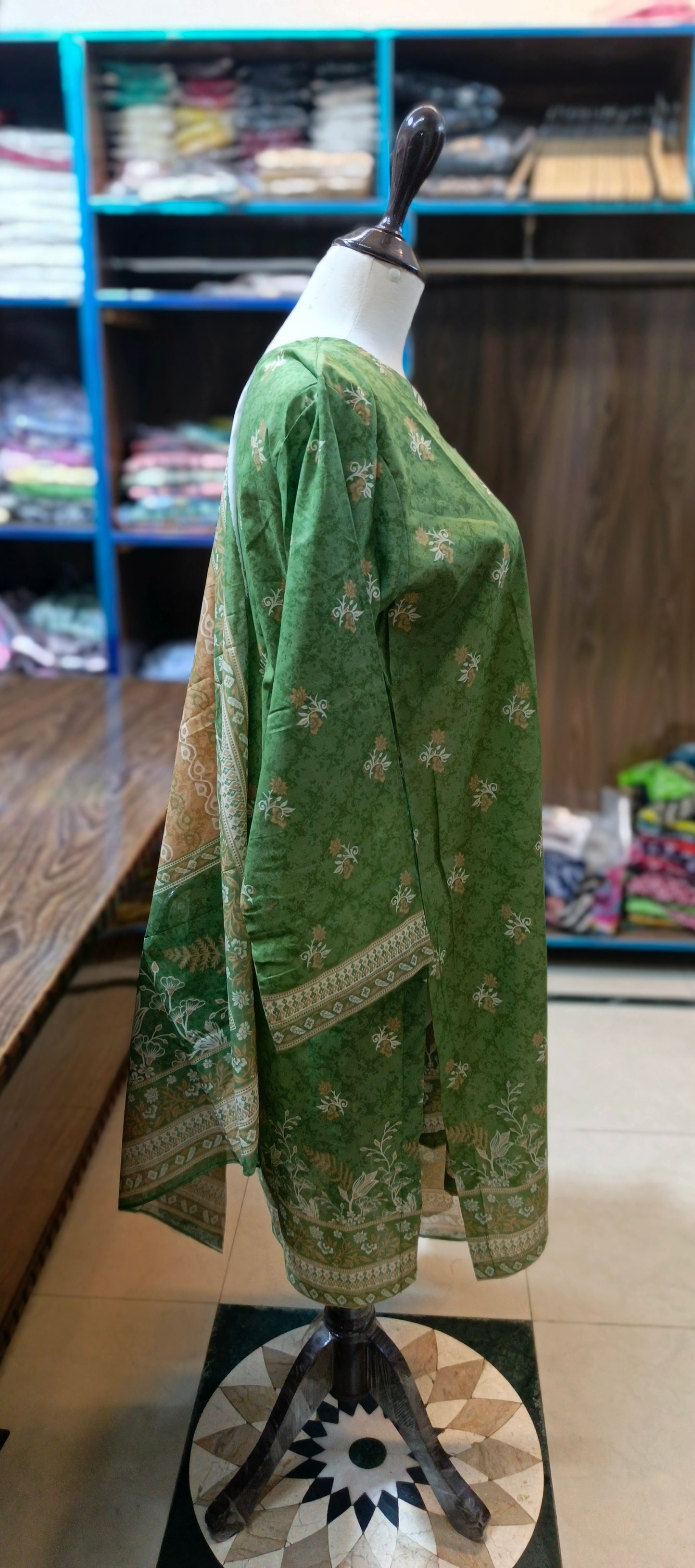 Safina premium lawn farshi shalwar 3 pc