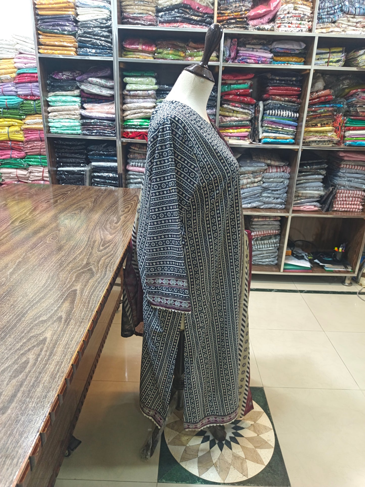 Binsaeed premium lawn stiched shirt trouser 3 pc mrnchk