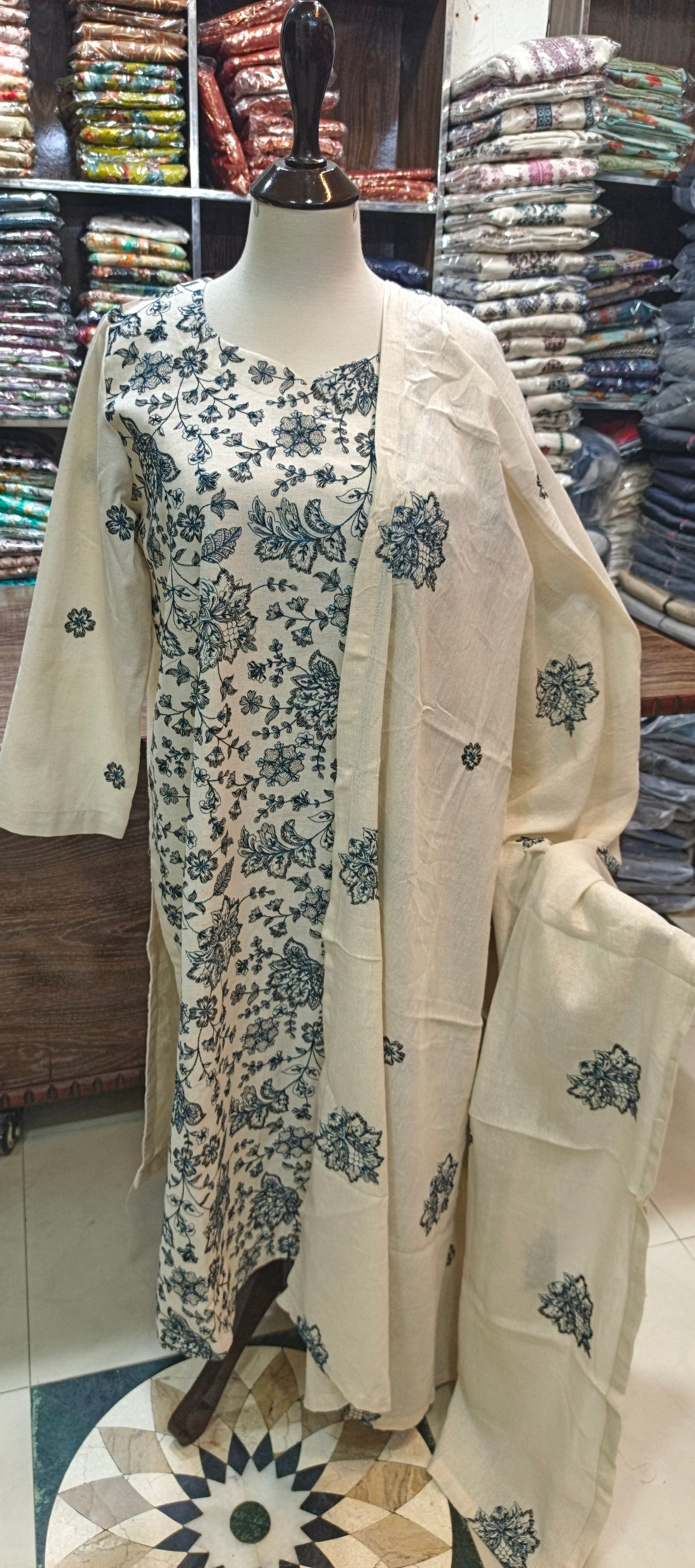 Karandi khaddar embroidered stiched 3 pc