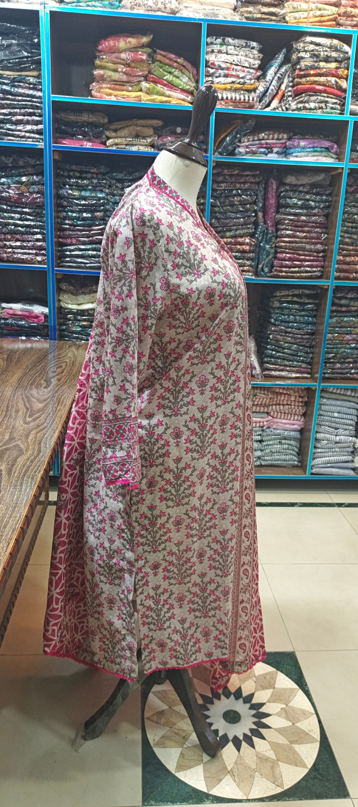 Safina premium lawn stiched shalwar kameez 3 pc Gpink