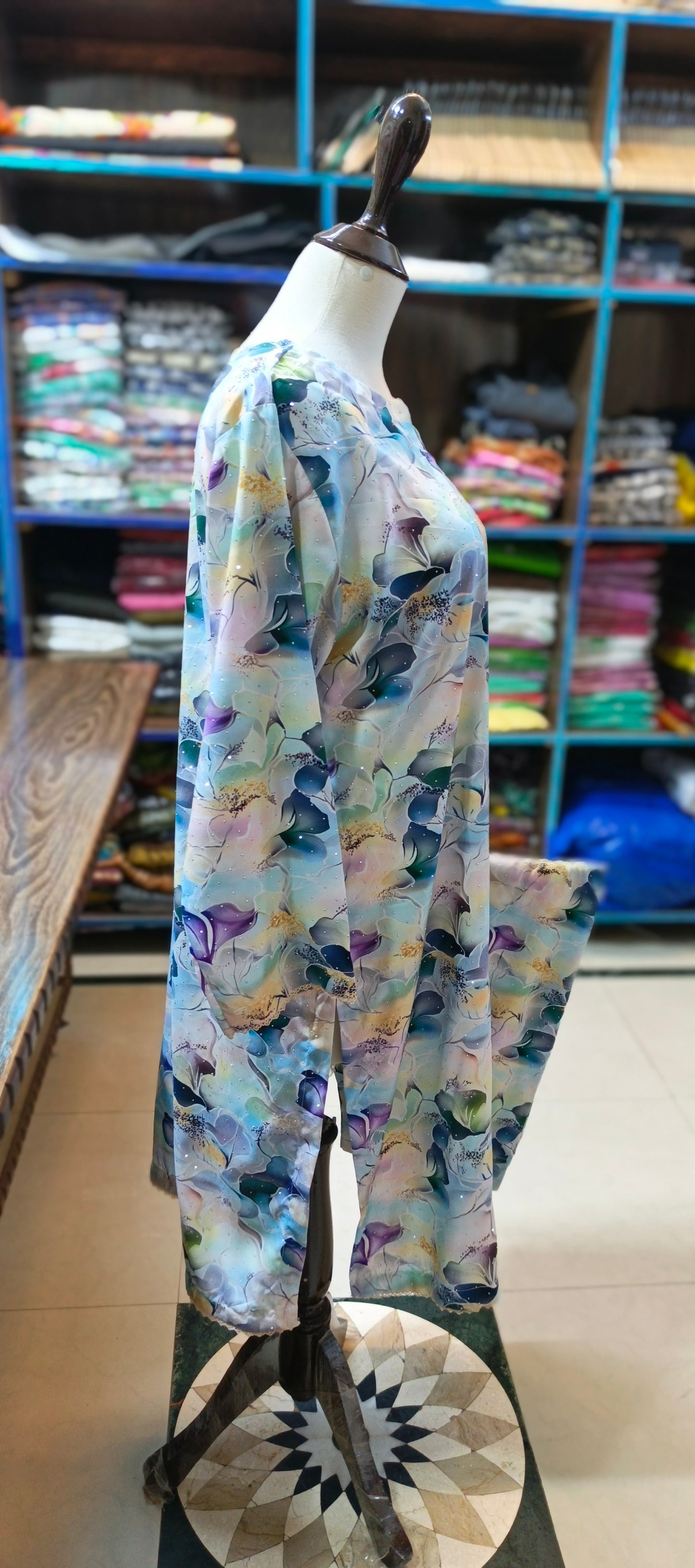 Mukesh linen shalwar kameez