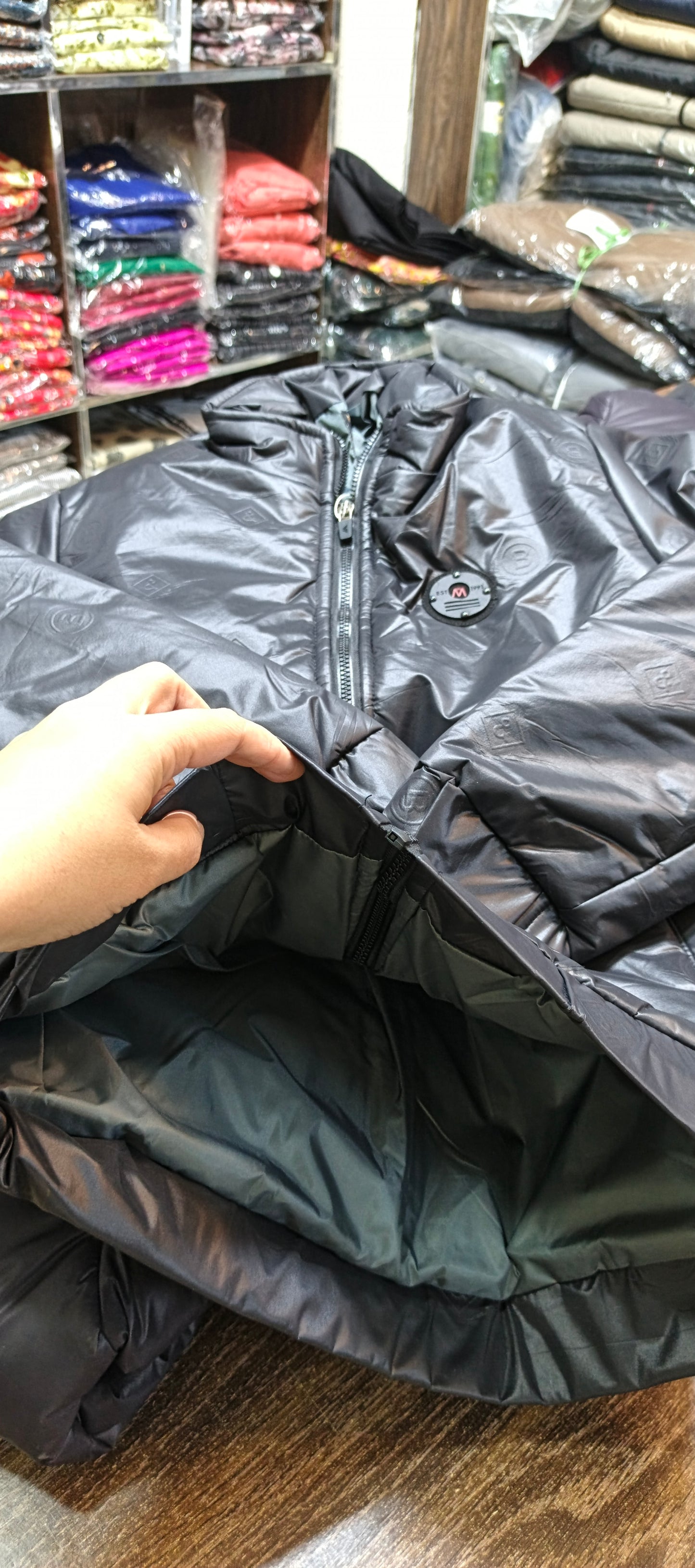 Puffer hooded jacket