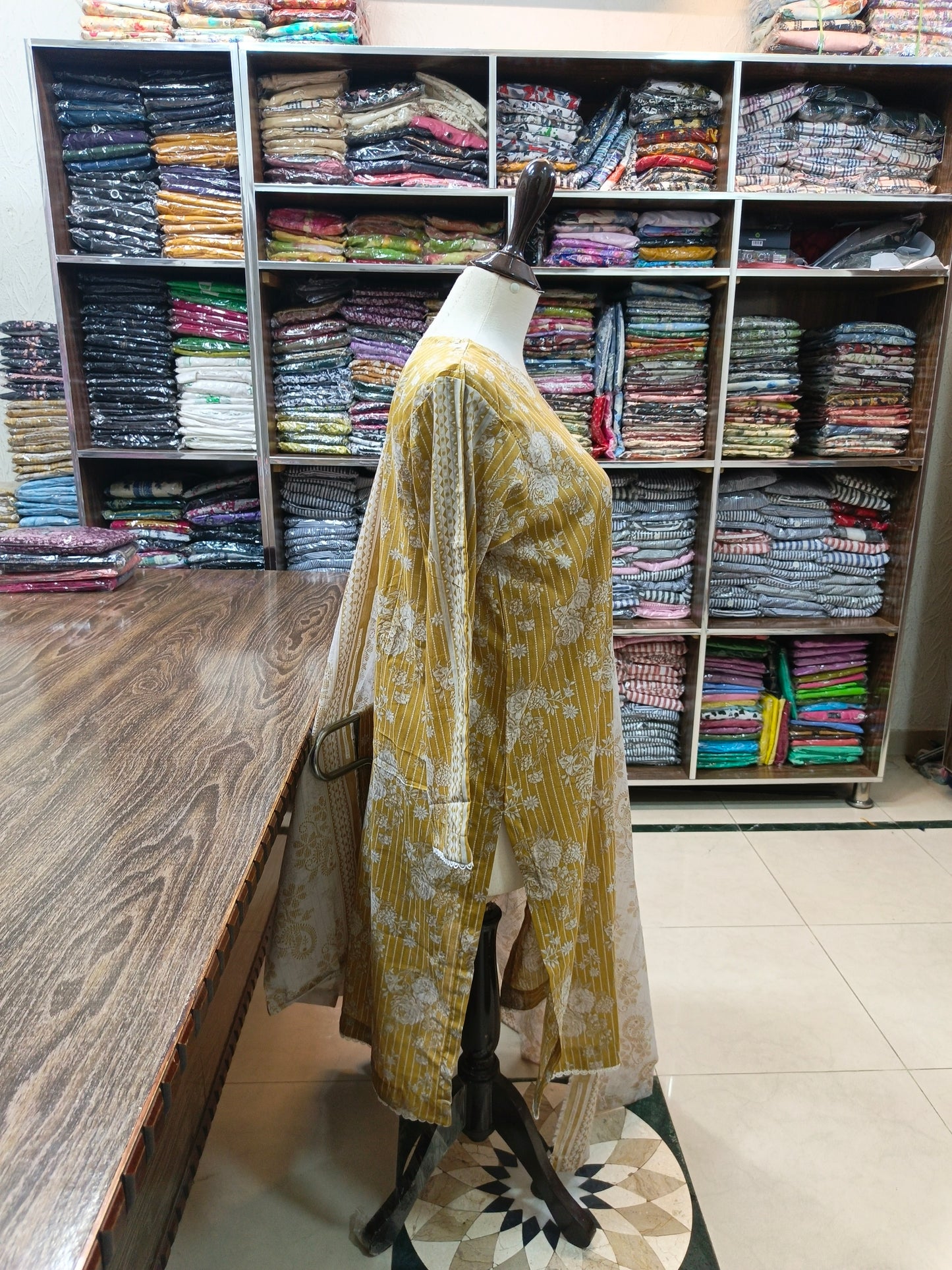 Safina premium lawn stiched trouser shirt 3 pc sndl