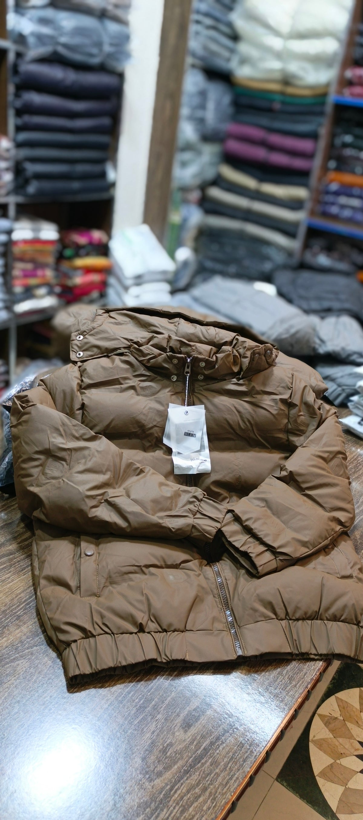 Puffer hooded jacket