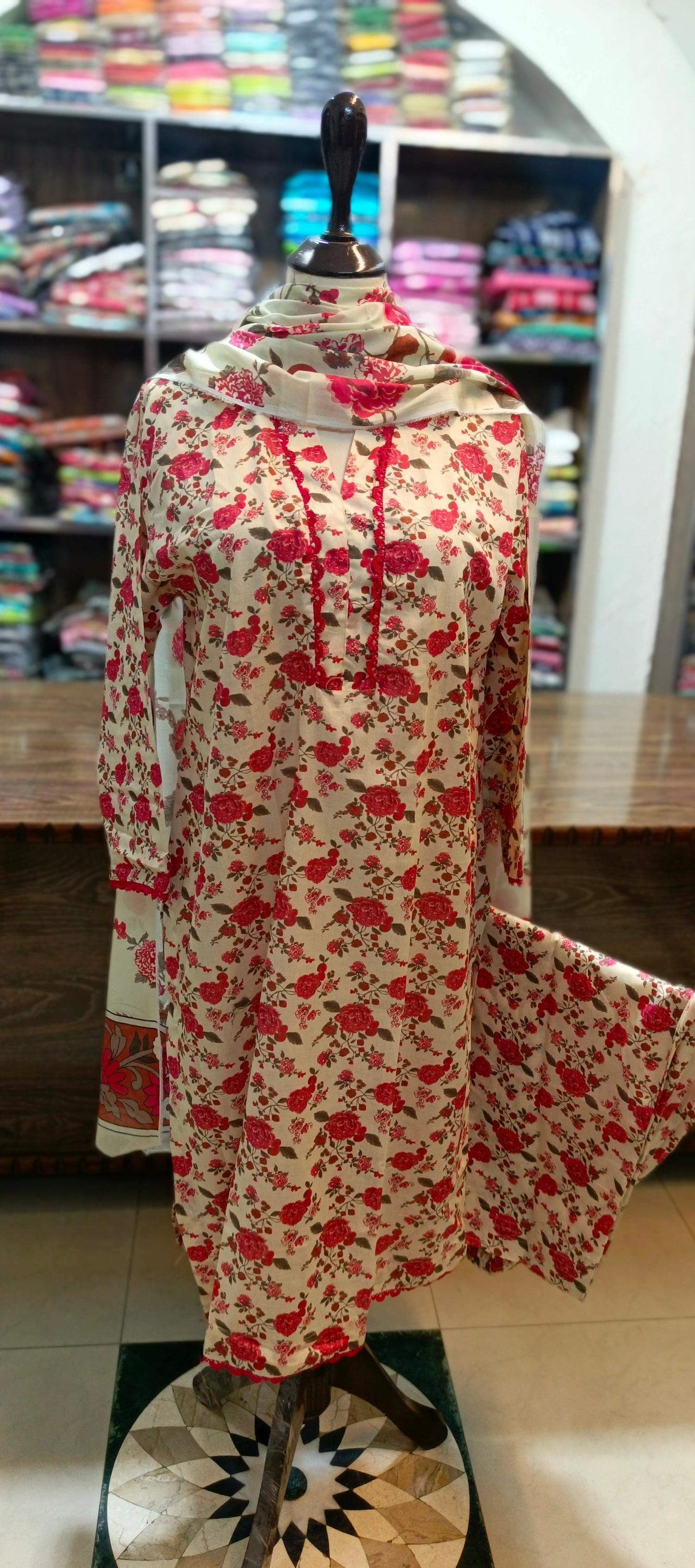 Bin saeed farshi shalwar kameez pure lawn three pc