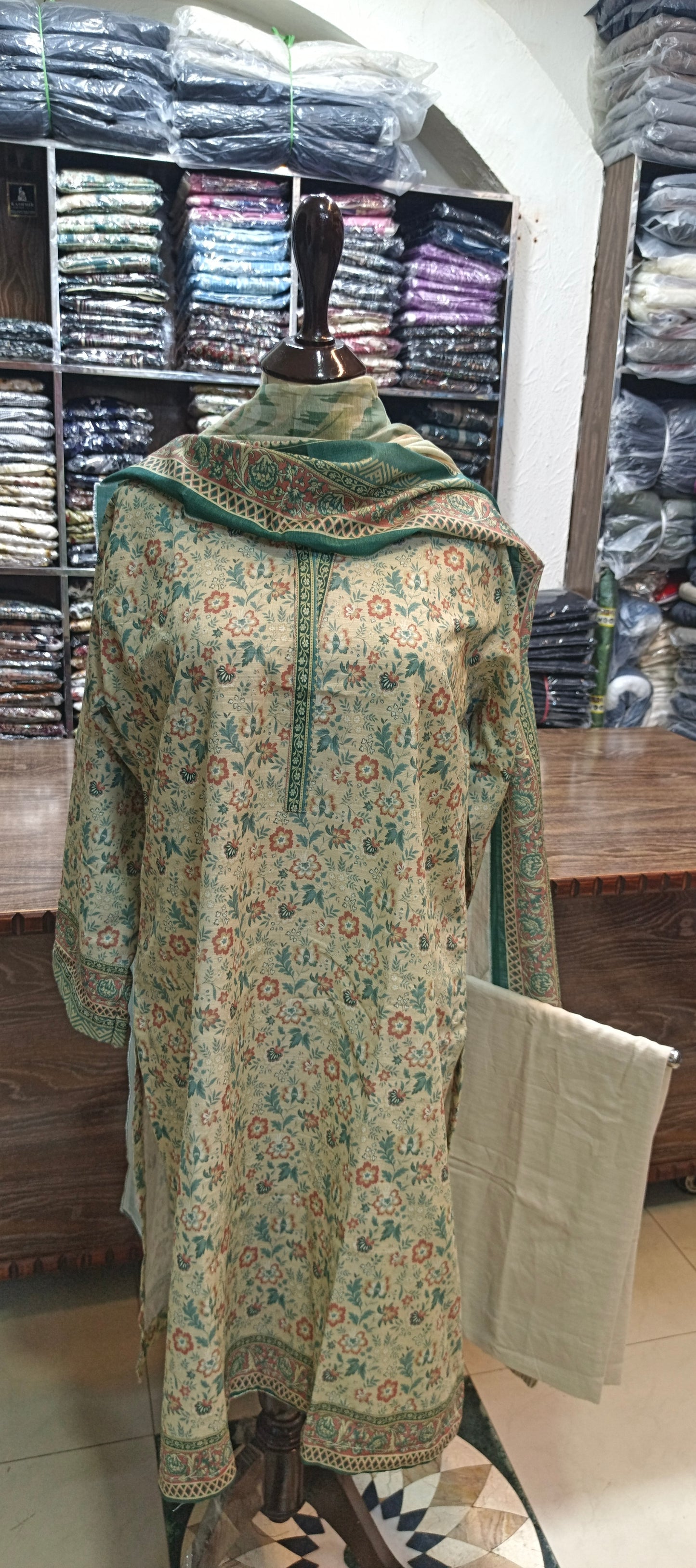 Safina khaddar stiched 3 pc