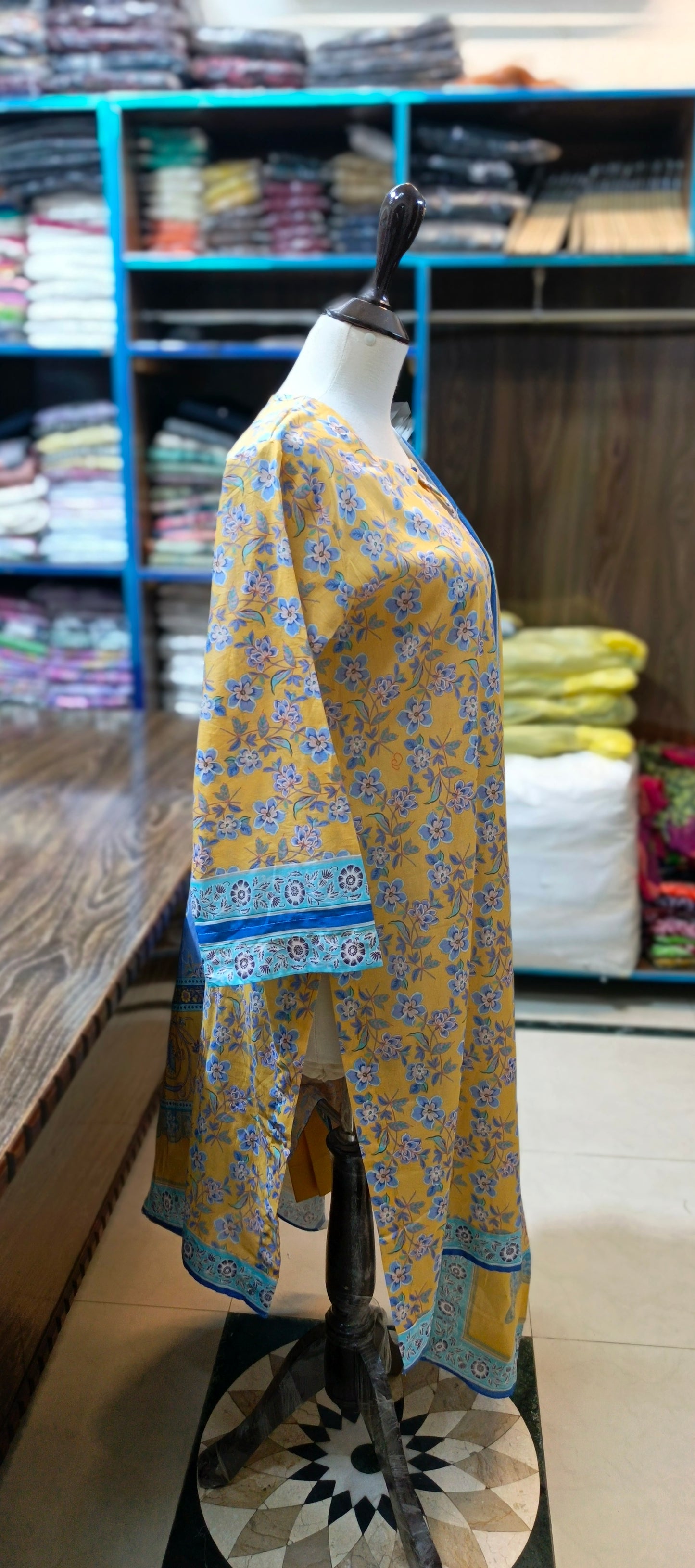 Safina premium lawn farshi shalwar 3 pc
