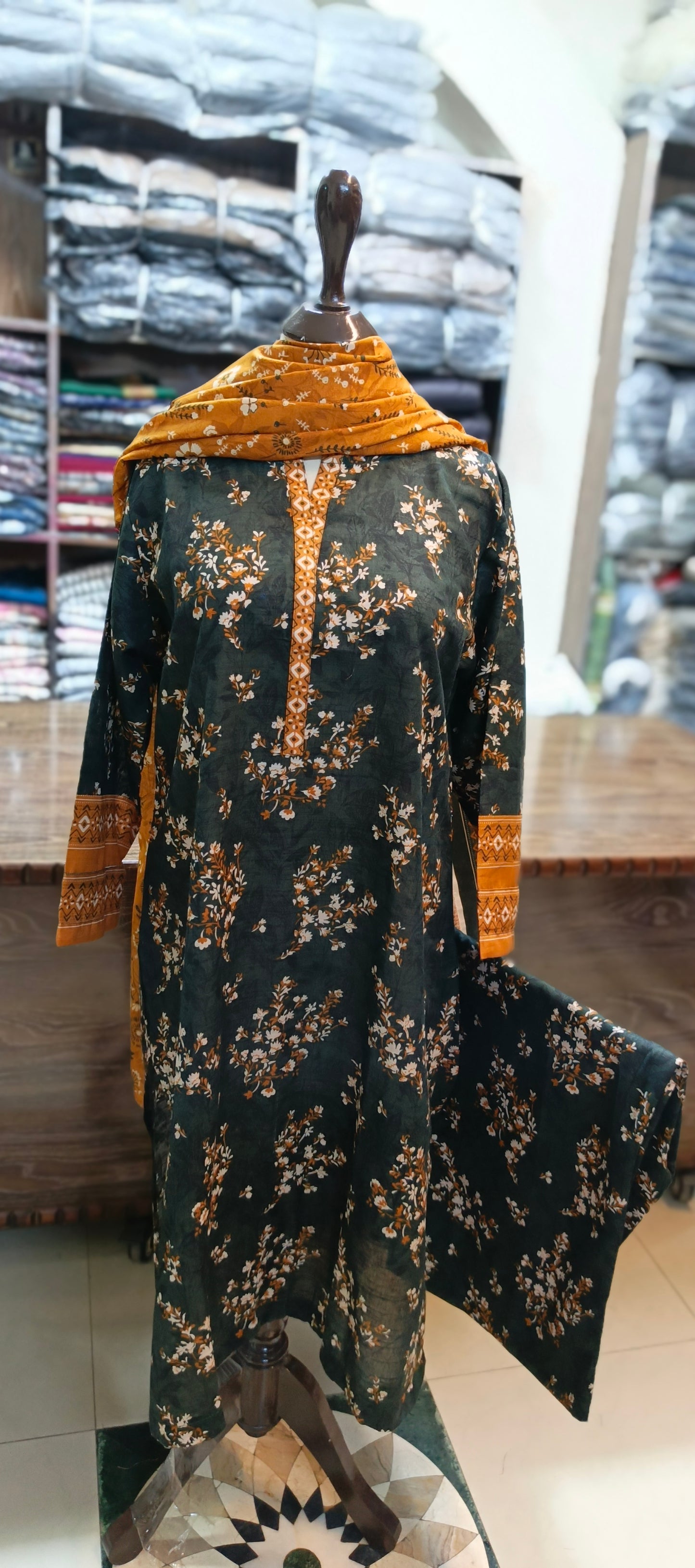 Safina khaddar stiched 3 pc