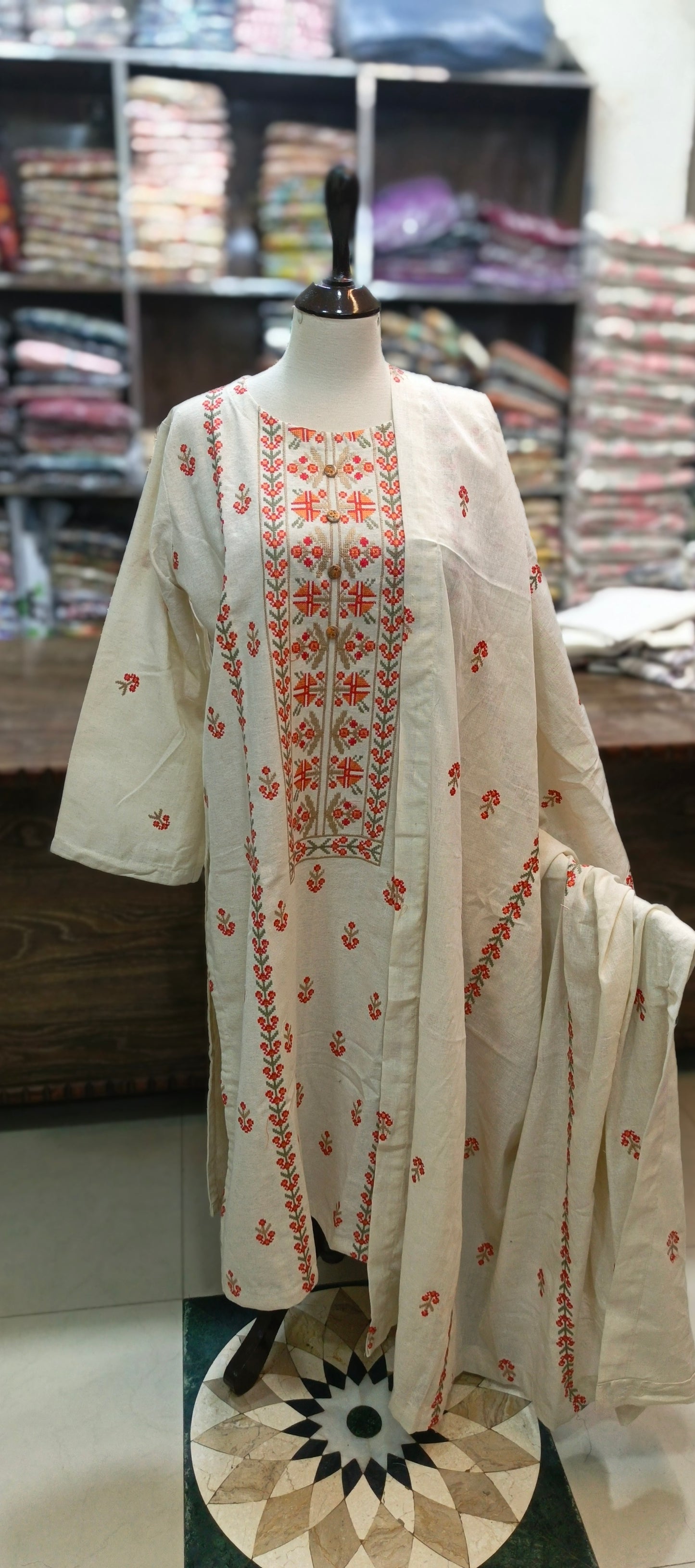 Karandi khaddar embroidered stiched 3 pc