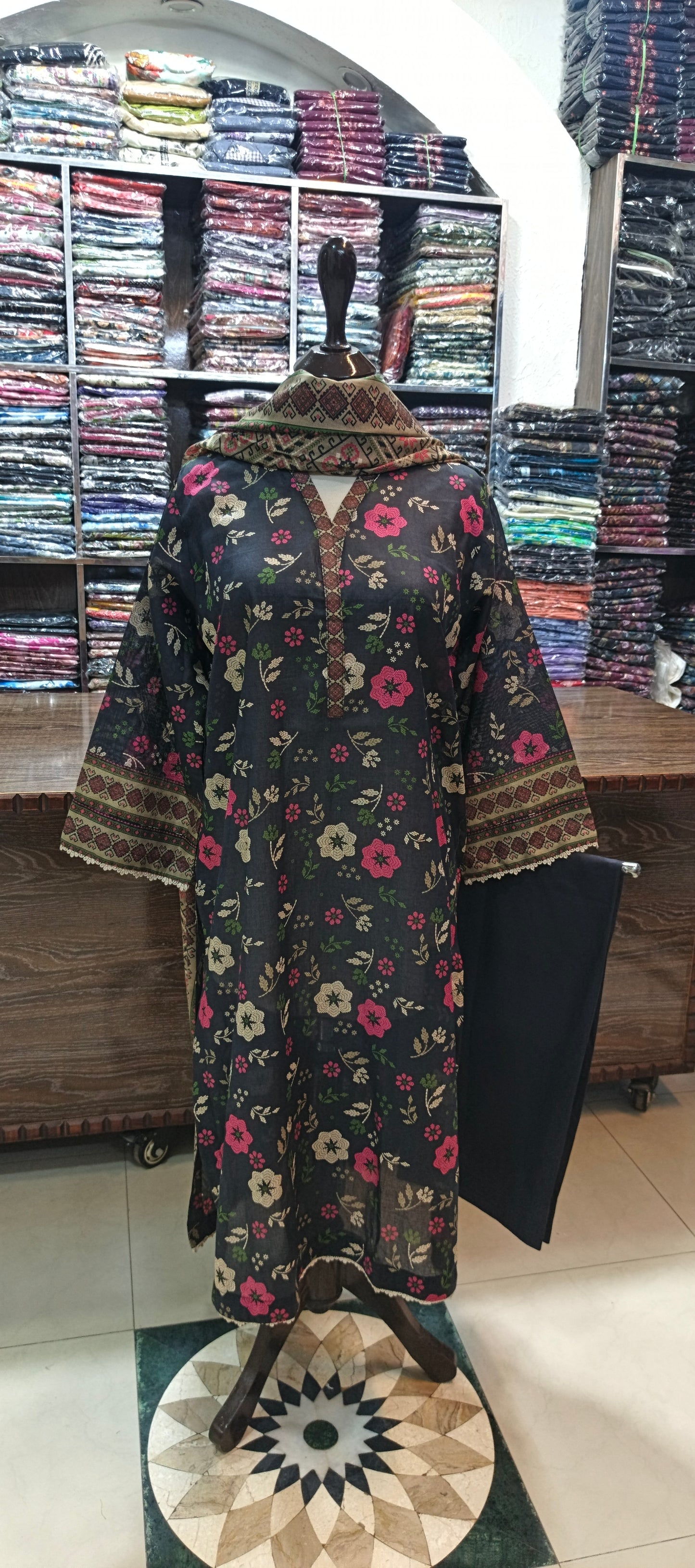 Binsaeed premium lawn stiched shalwar kameez 3pc blkfl